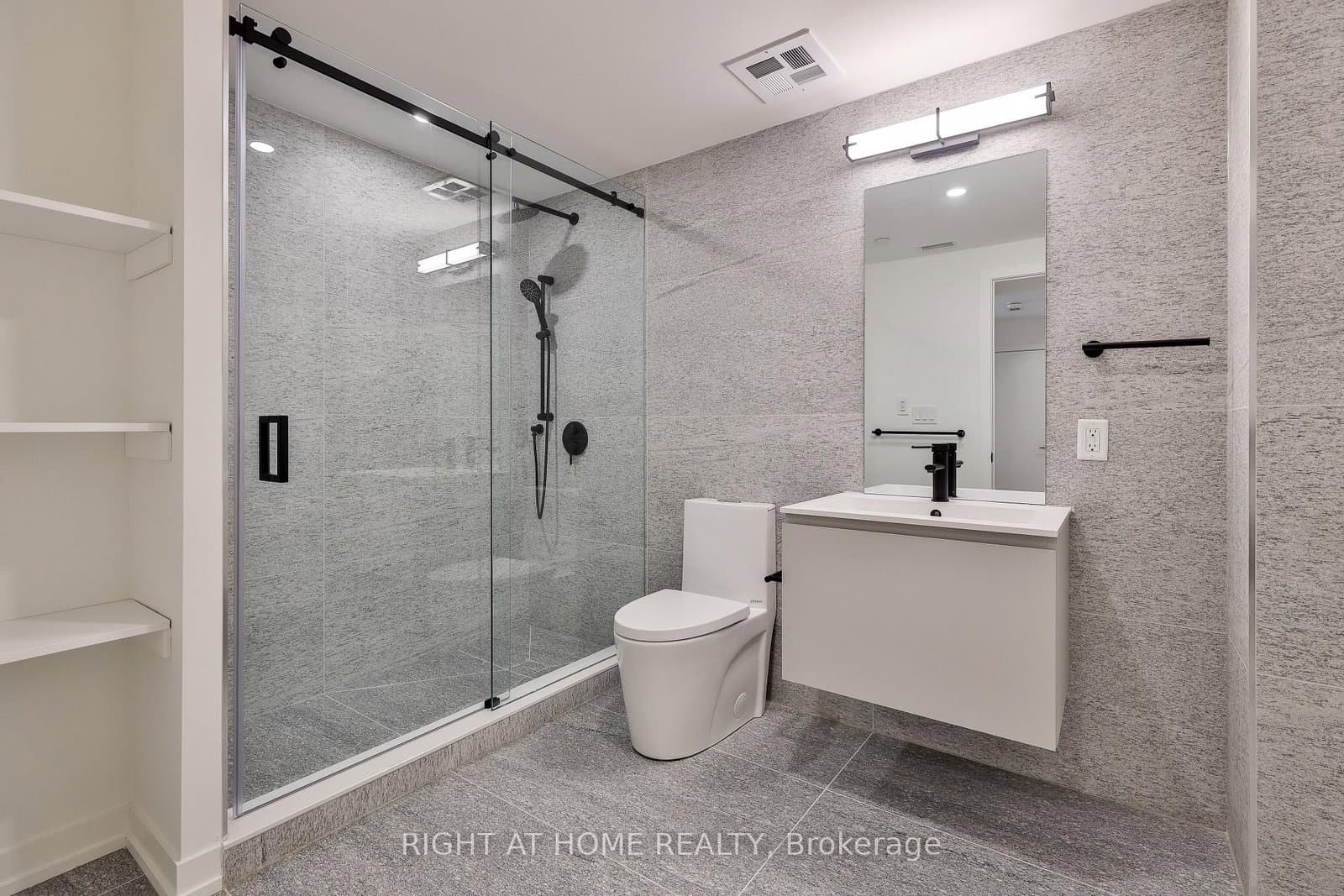 761 Queen Street E, Unit 602 thumbnail 11