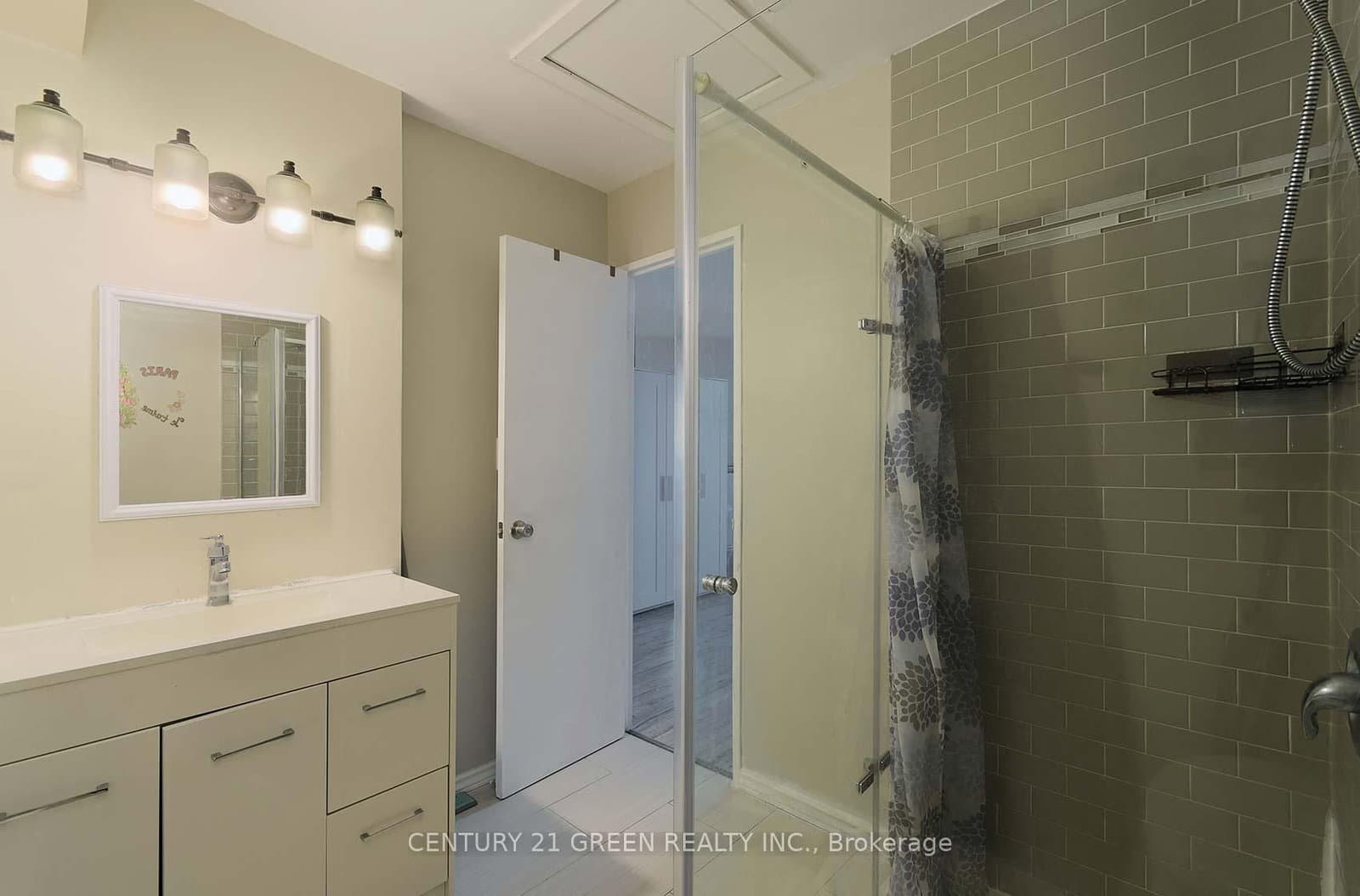 50 Scarborough Golf Club Road, Unit 190 thumbnail 16