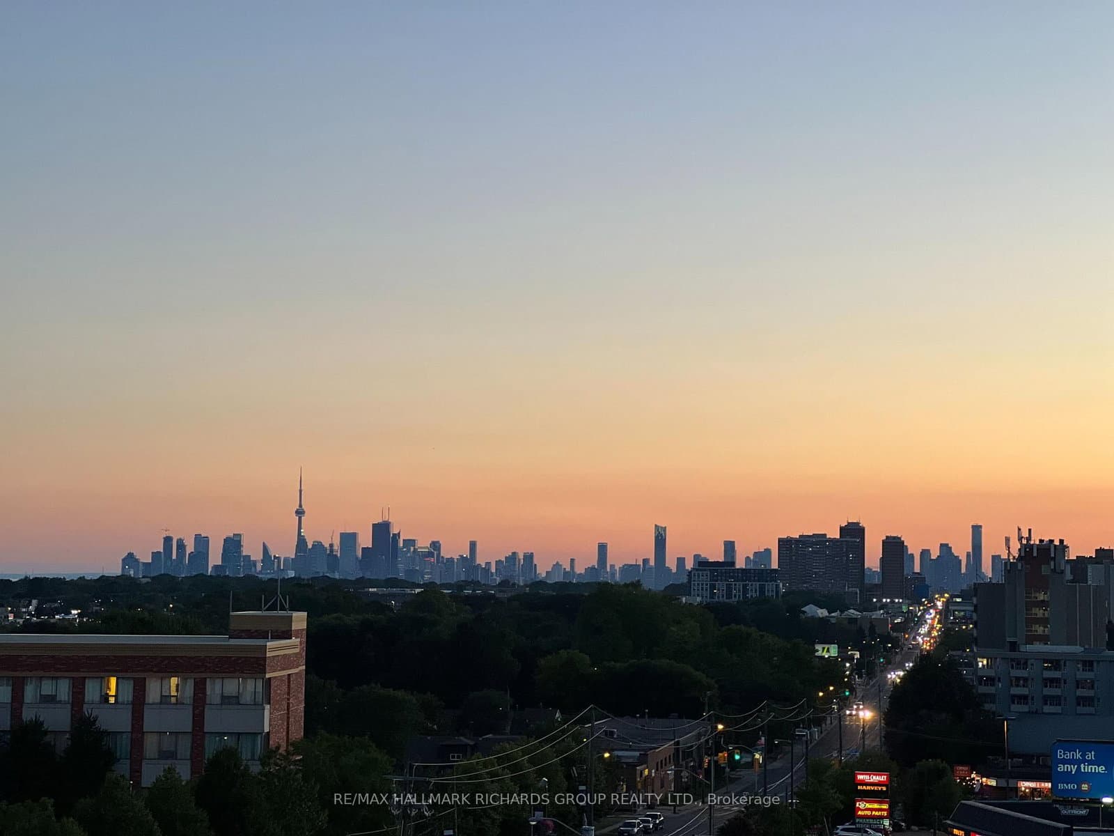 3520 Danforth Avenue, Unit PH8 thumbnail 17