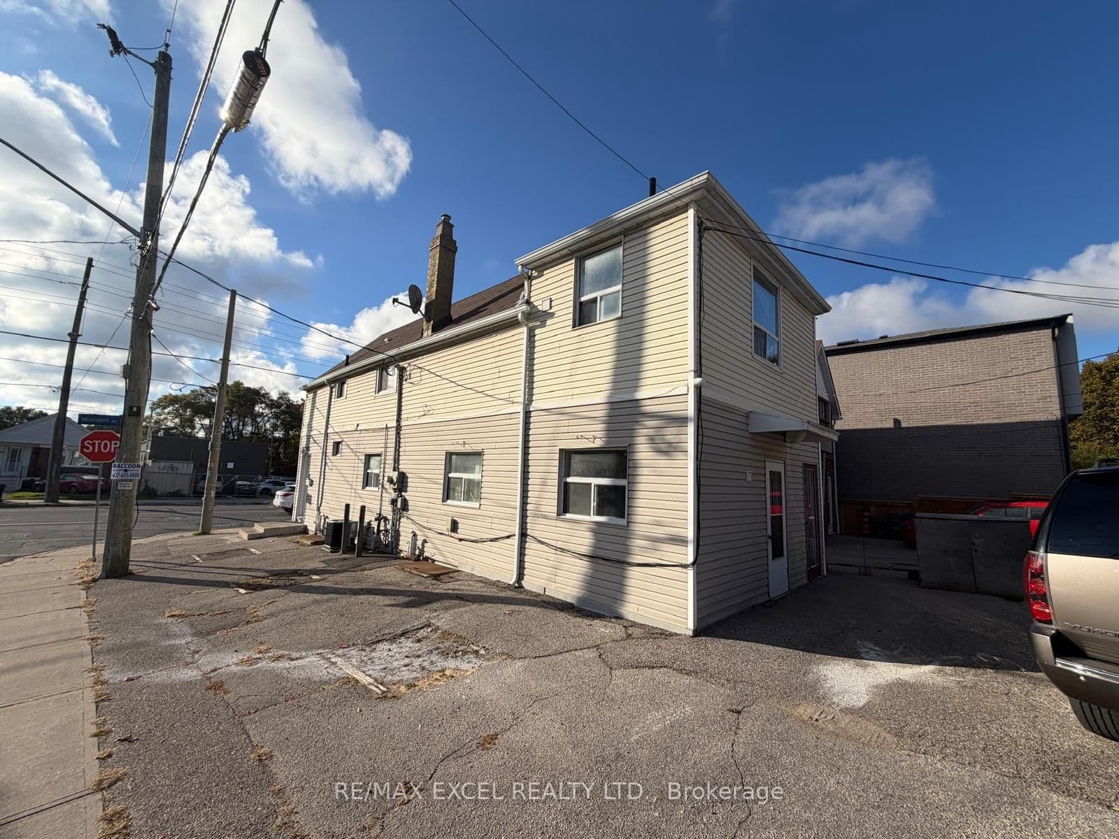 515 Warden Avenue, Unit Main Flr & Bsmt, Unit A thumbnail 4