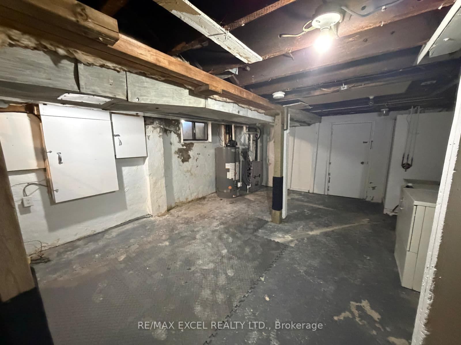 515 Warden Avenue, Unit Main Flr & Bsmt, Unit A thumbnail 5