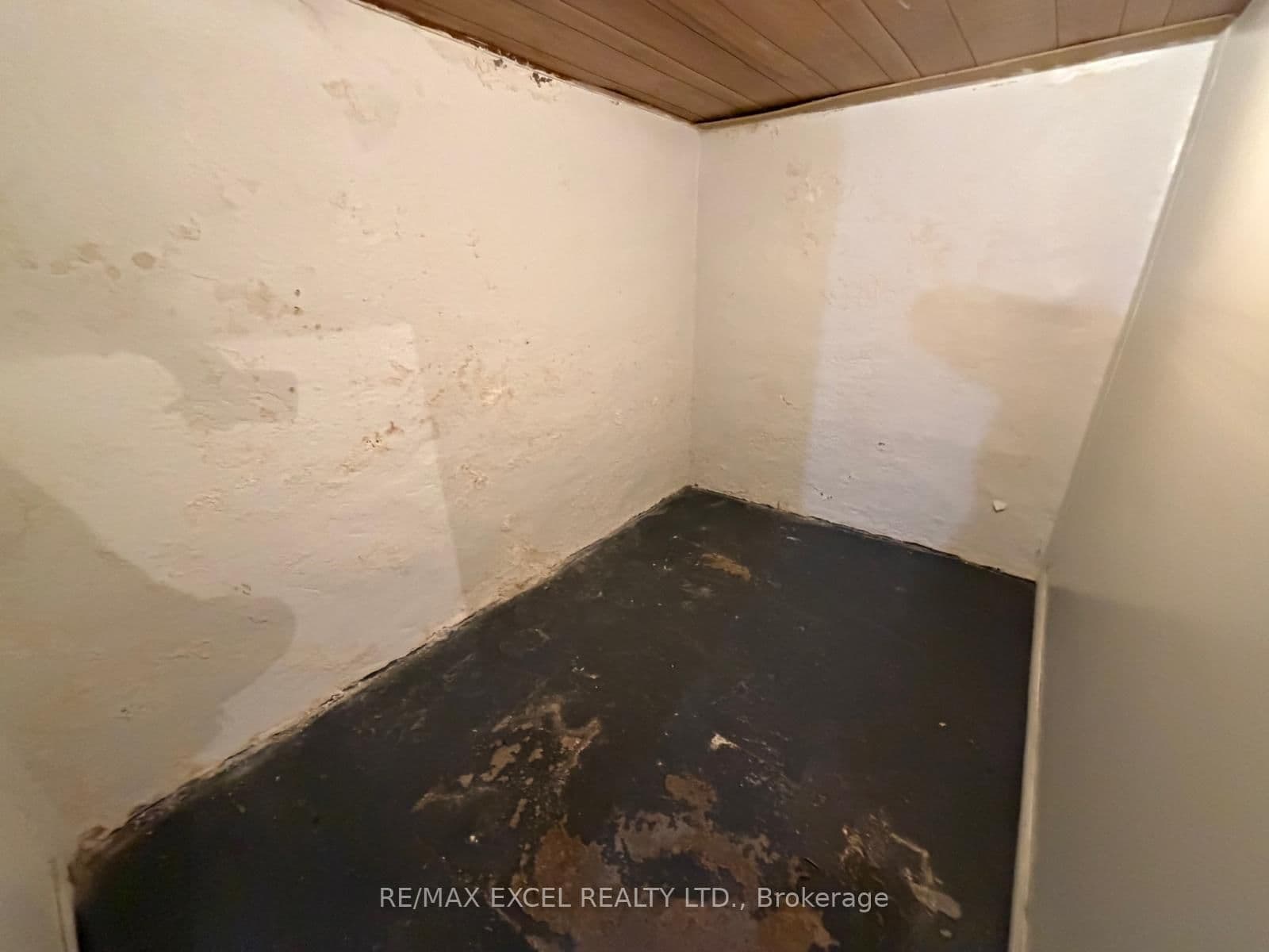 515 Warden Avenue, Unit Main Flr & Bsmt, Unit A thumbnail 8