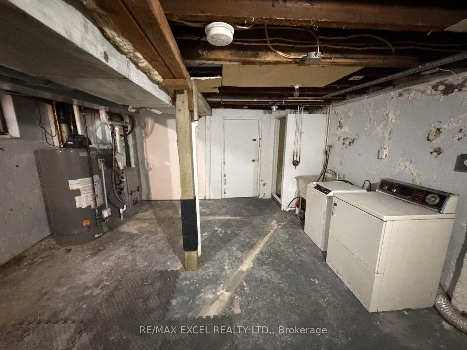 515 Warden Avenue, Unit Main Flr & Bsmt, Unit A thumbnail 9