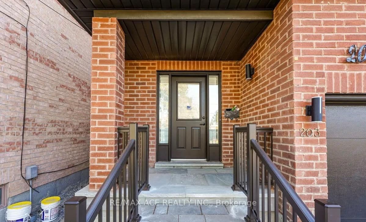 203 Raleigh Avenue thumbnail 5