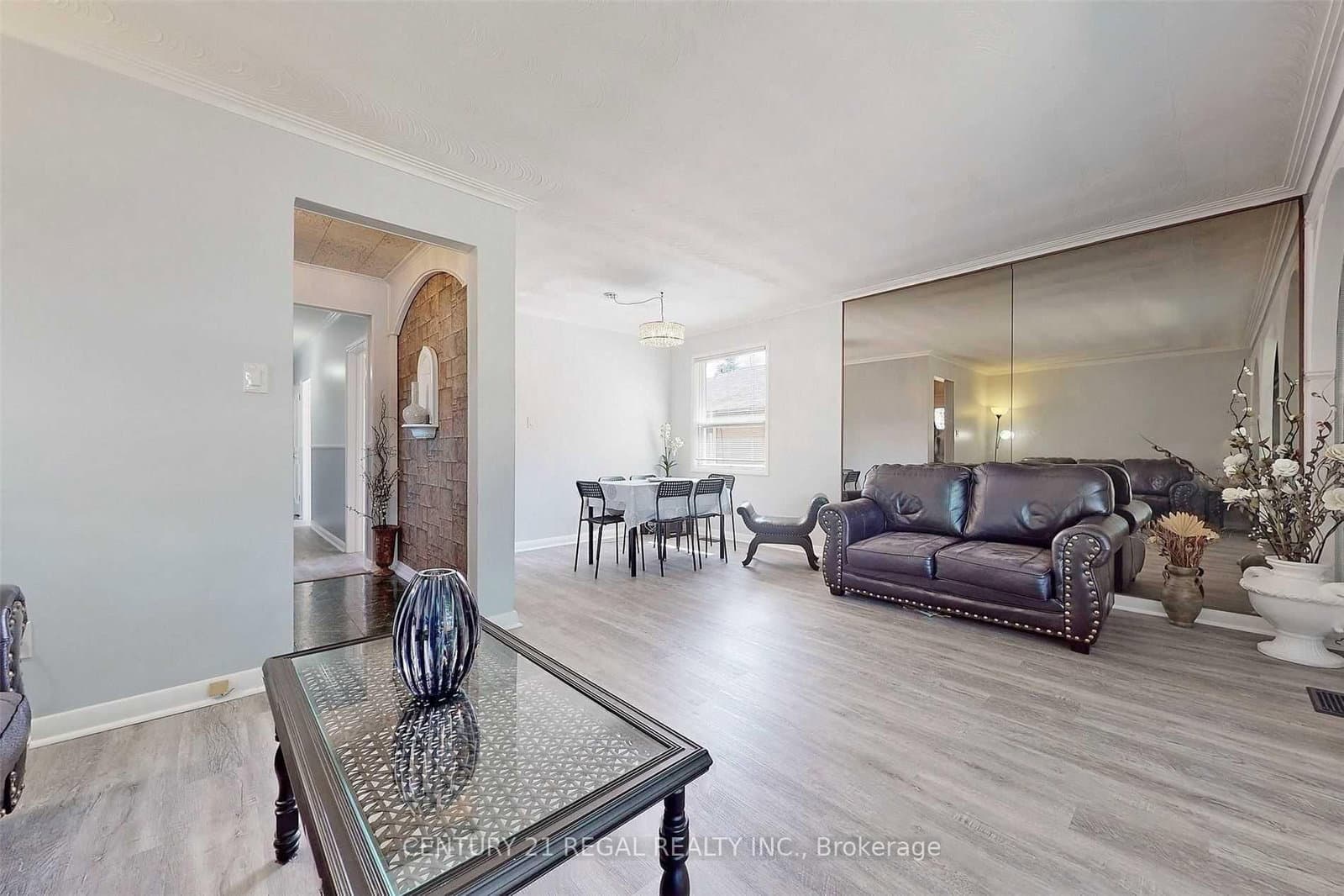 5 Stevenvale Drive, Unit Main thumbnail 2