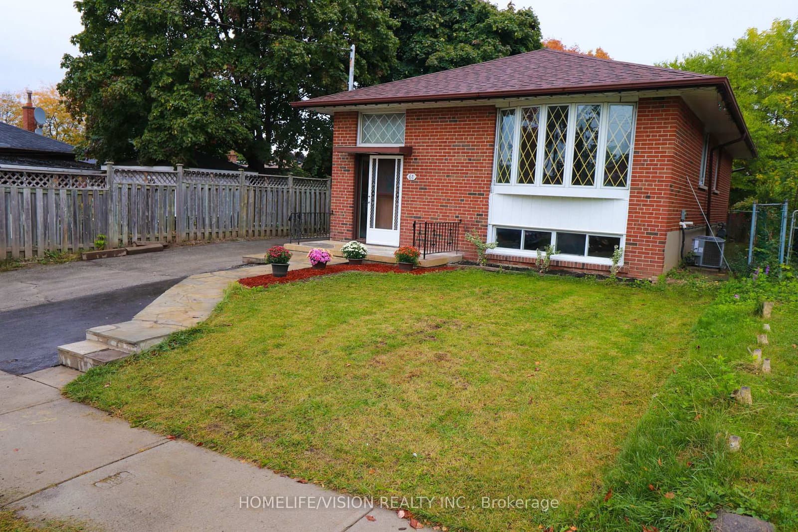 61 Lewiston Road, Unit Bsmt - Image 1
