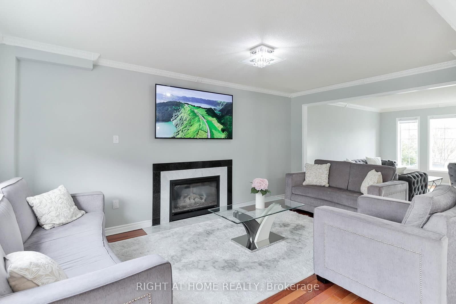 1856 Woodview Avenue thumbnail 23
