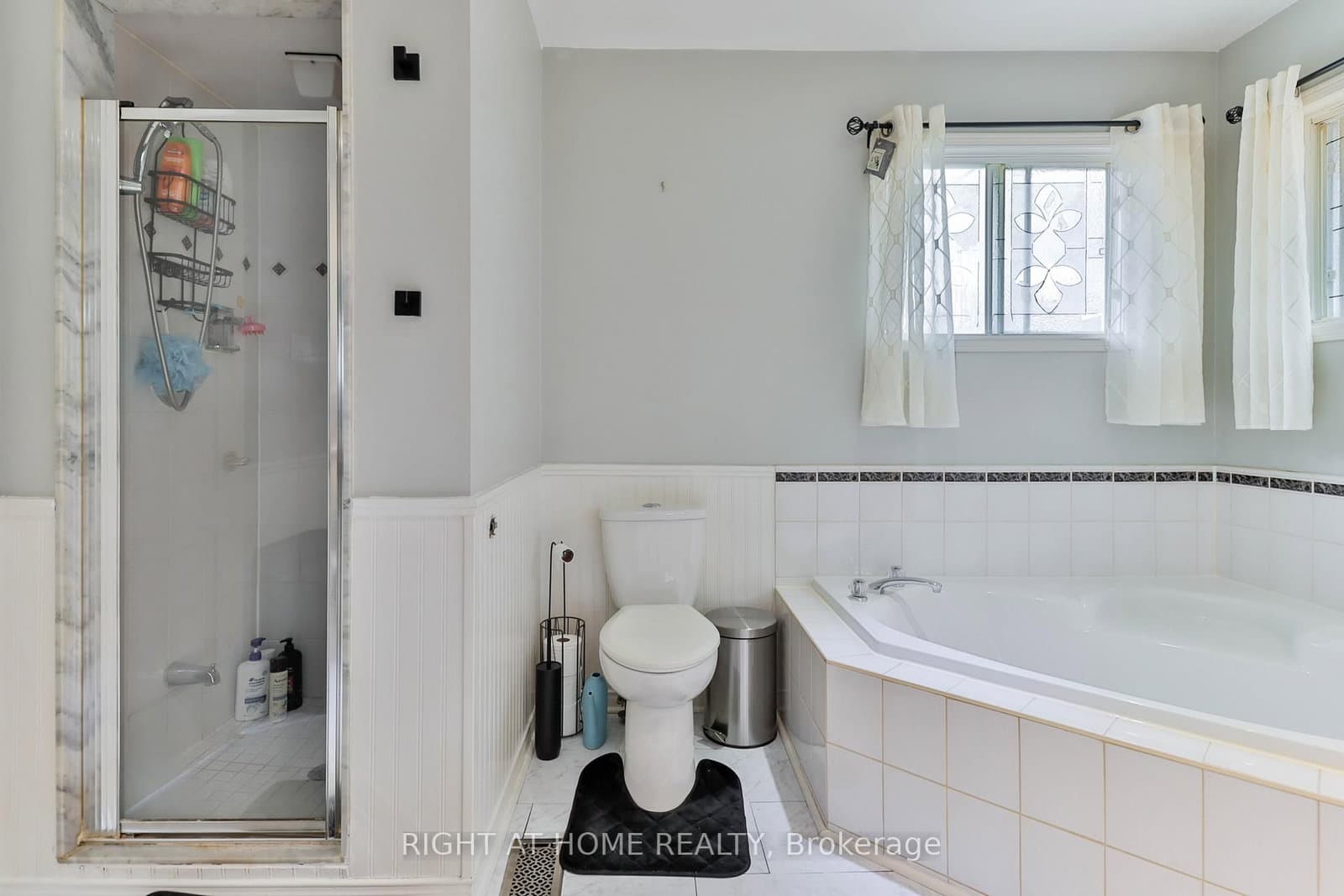 1856 Woodview Avenue thumbnail 43