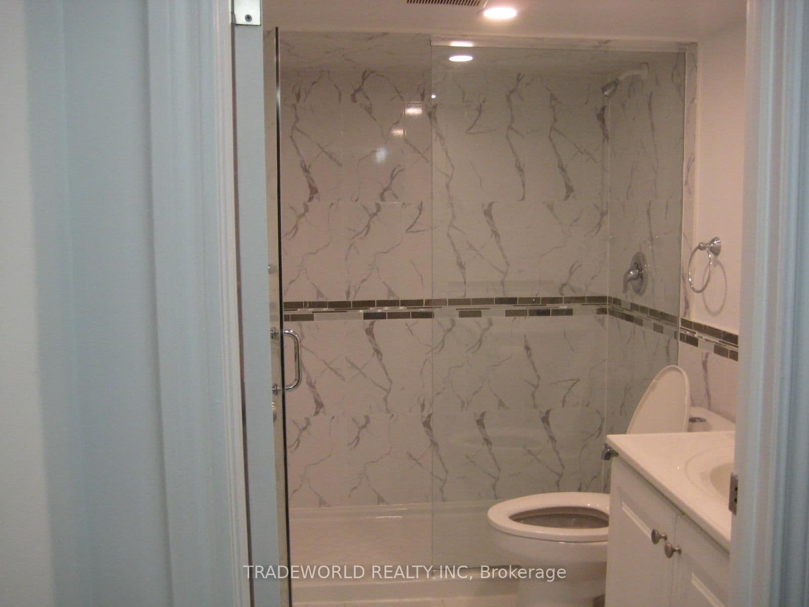 759 Gerrard Street E, Unit Main Fl thumbnail 11