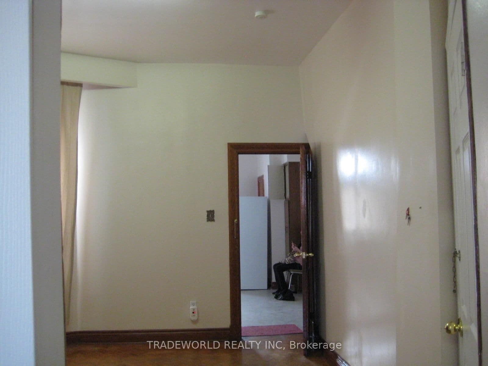759 Gerrard Street E, Unit Main Fl thumbnail 7