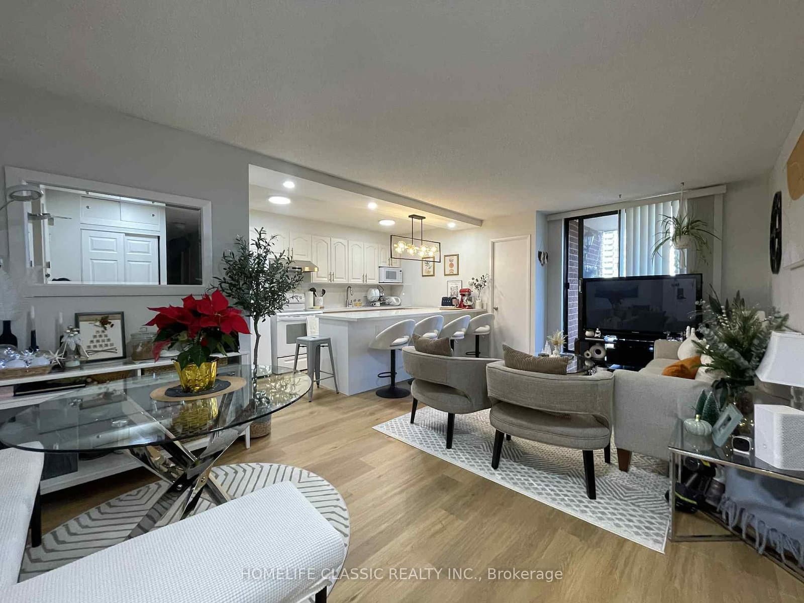 90 Ling Road, Unit 603 - Image 1