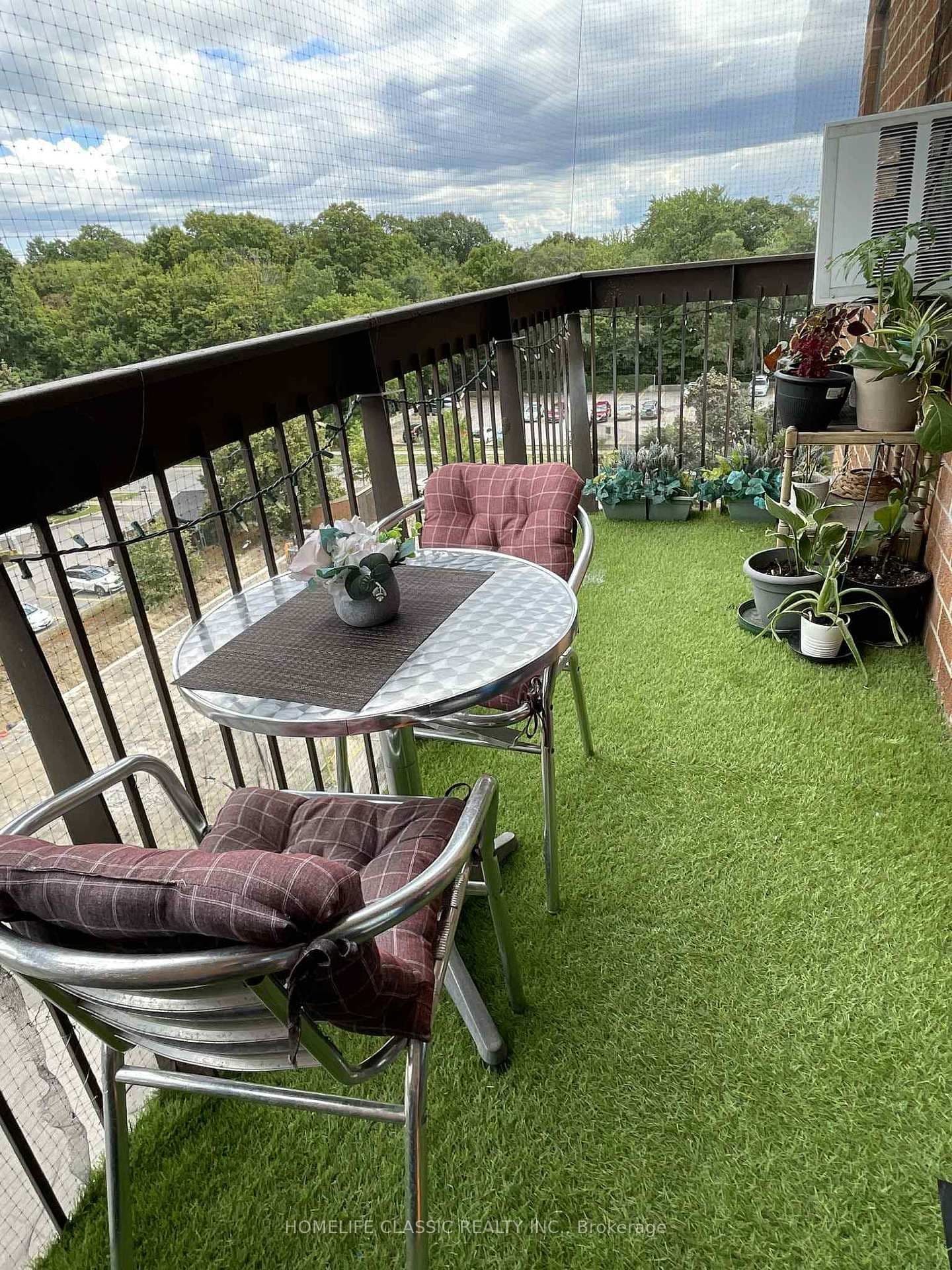 90 Ling Road, Unit 603 thumbnail 12
