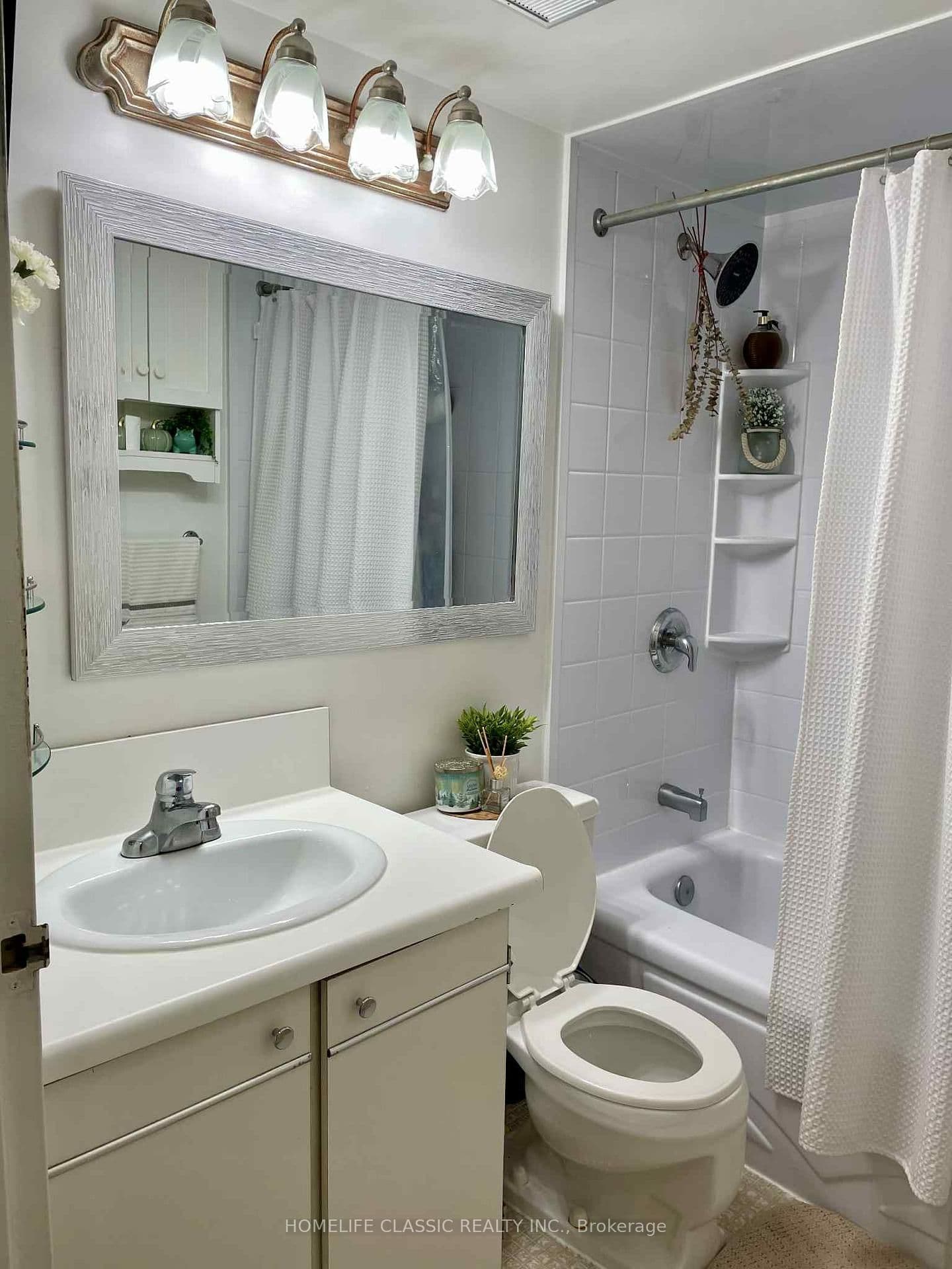 90 Ling Road, Unit 603 thumbnail 14