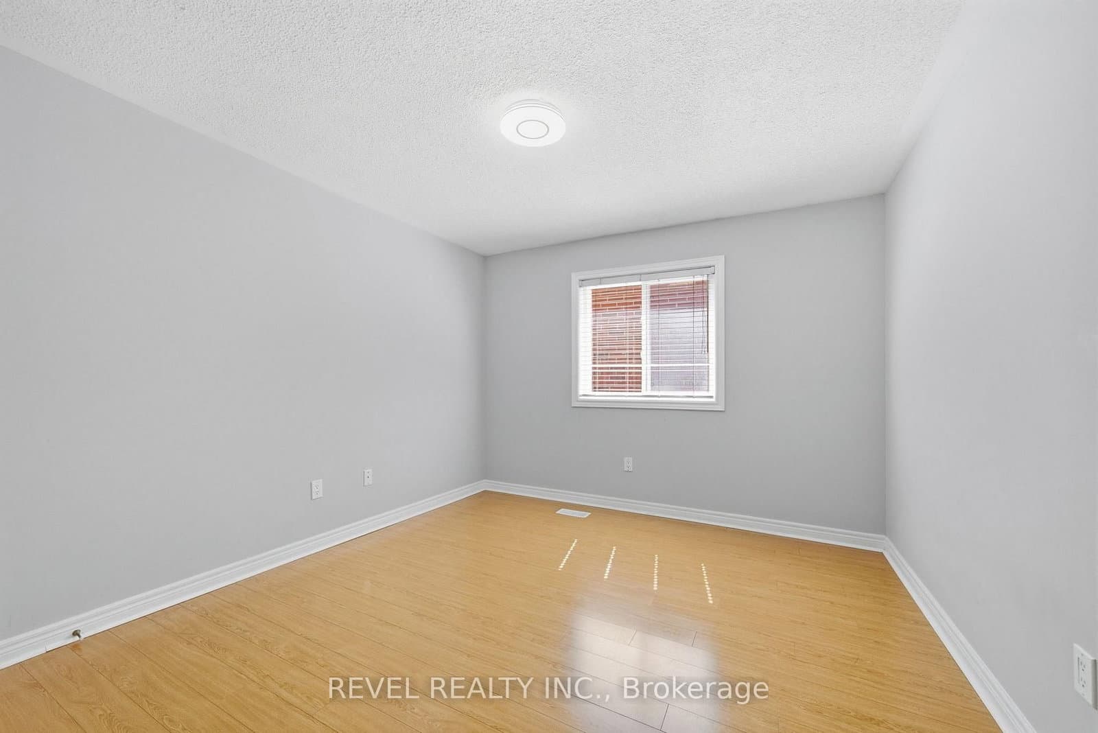 131 Rushworth Drive thumbnail 26