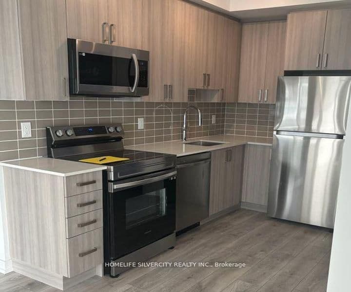 1455 Celebration Drive, Unit 607 thumbnail 6