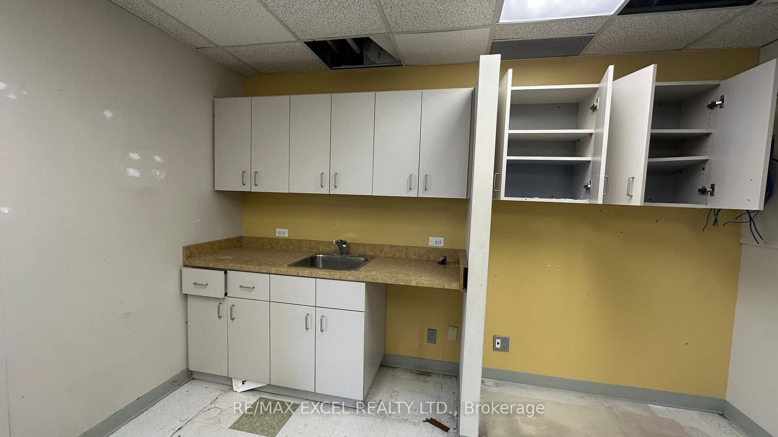 2425 Eglinton Avenue, Unit 202 D-C thumbnail 2