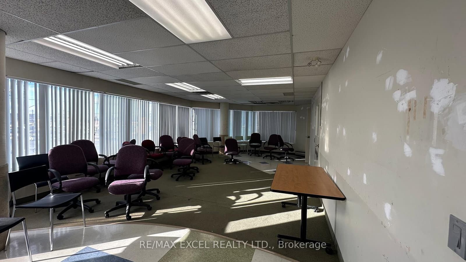 2425 Eglinton Avenue, Unit 202 D-C thumbnail 3