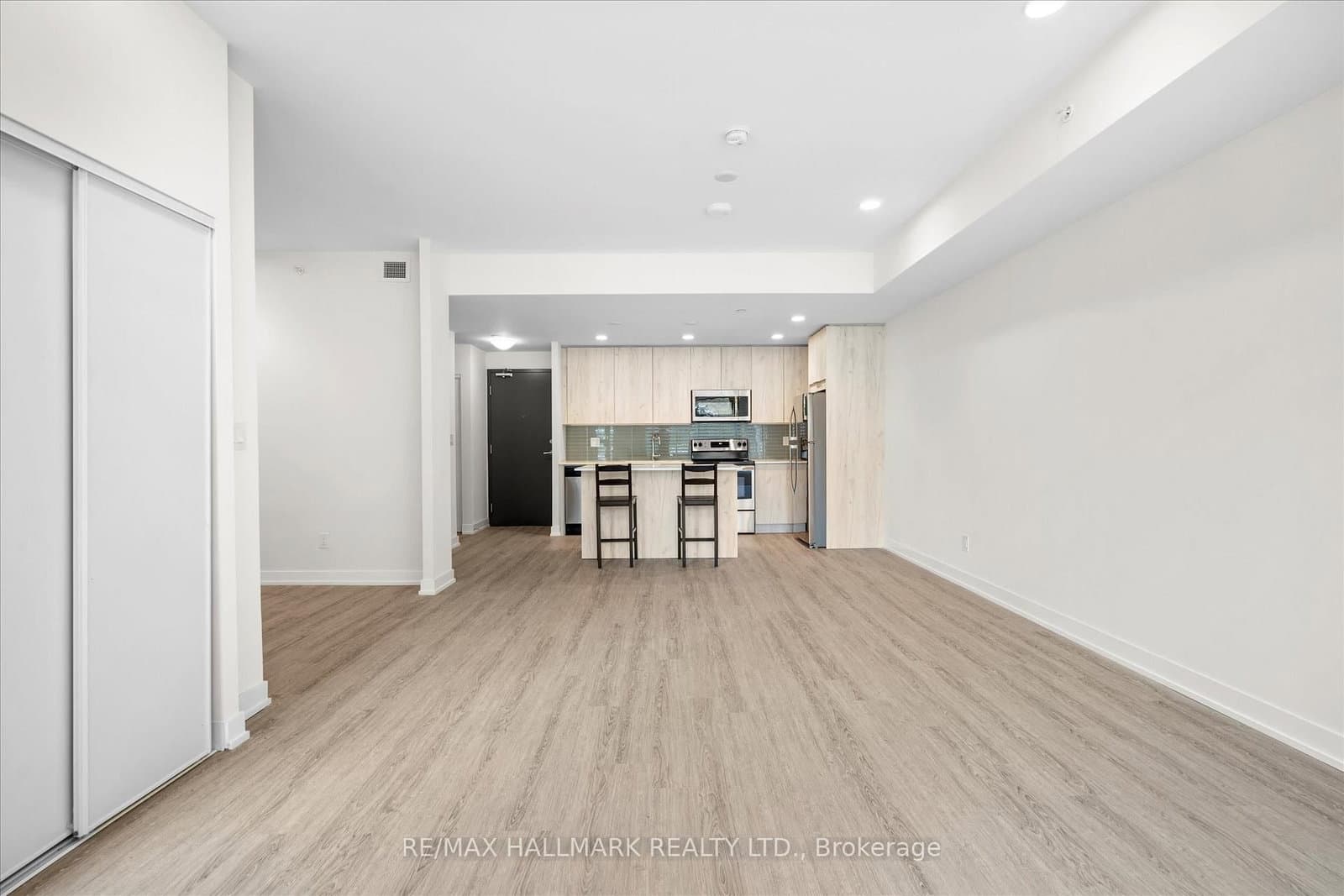 1350 Kingston Road, Unit TH9 thumbnail 14