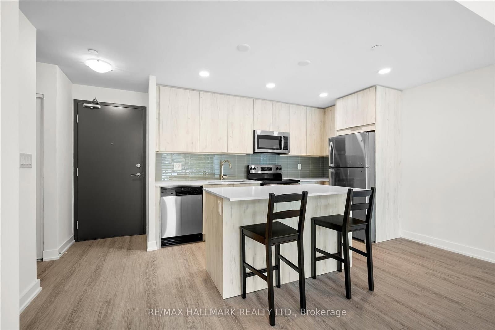 1350 Kingston Road, Unit TH9 thumbnail 17