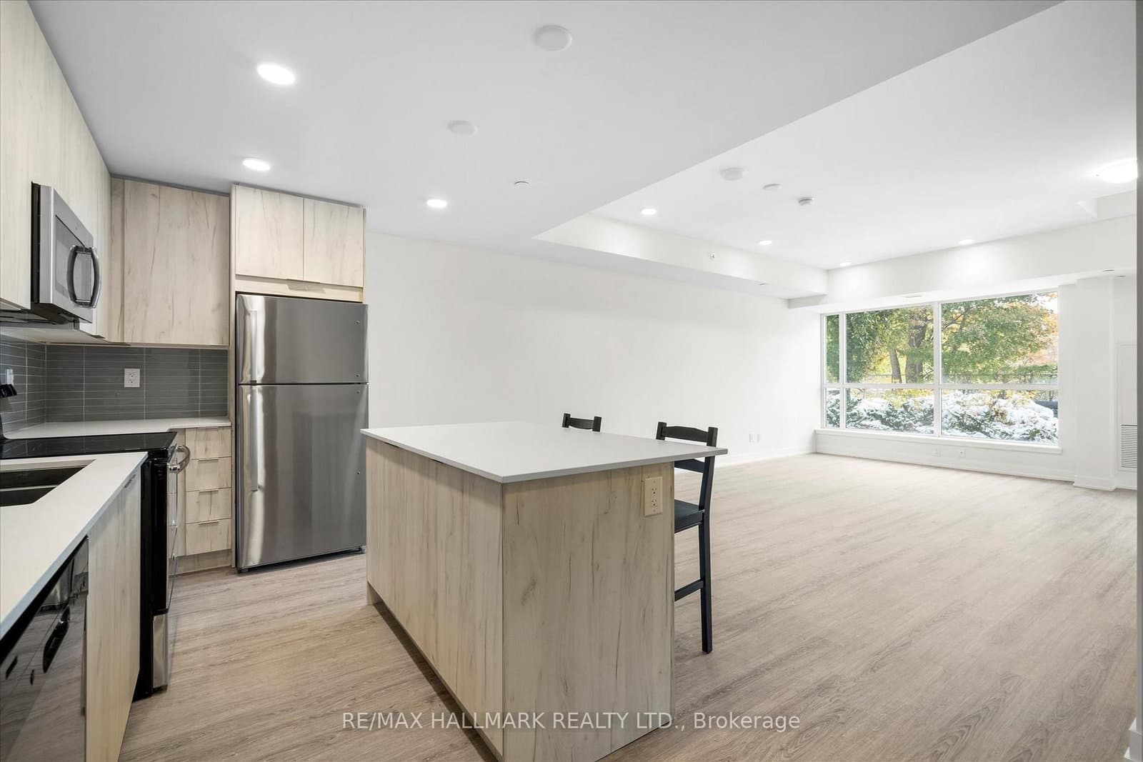 1350 Kingston Road, Unit TH9 thumbnail 20