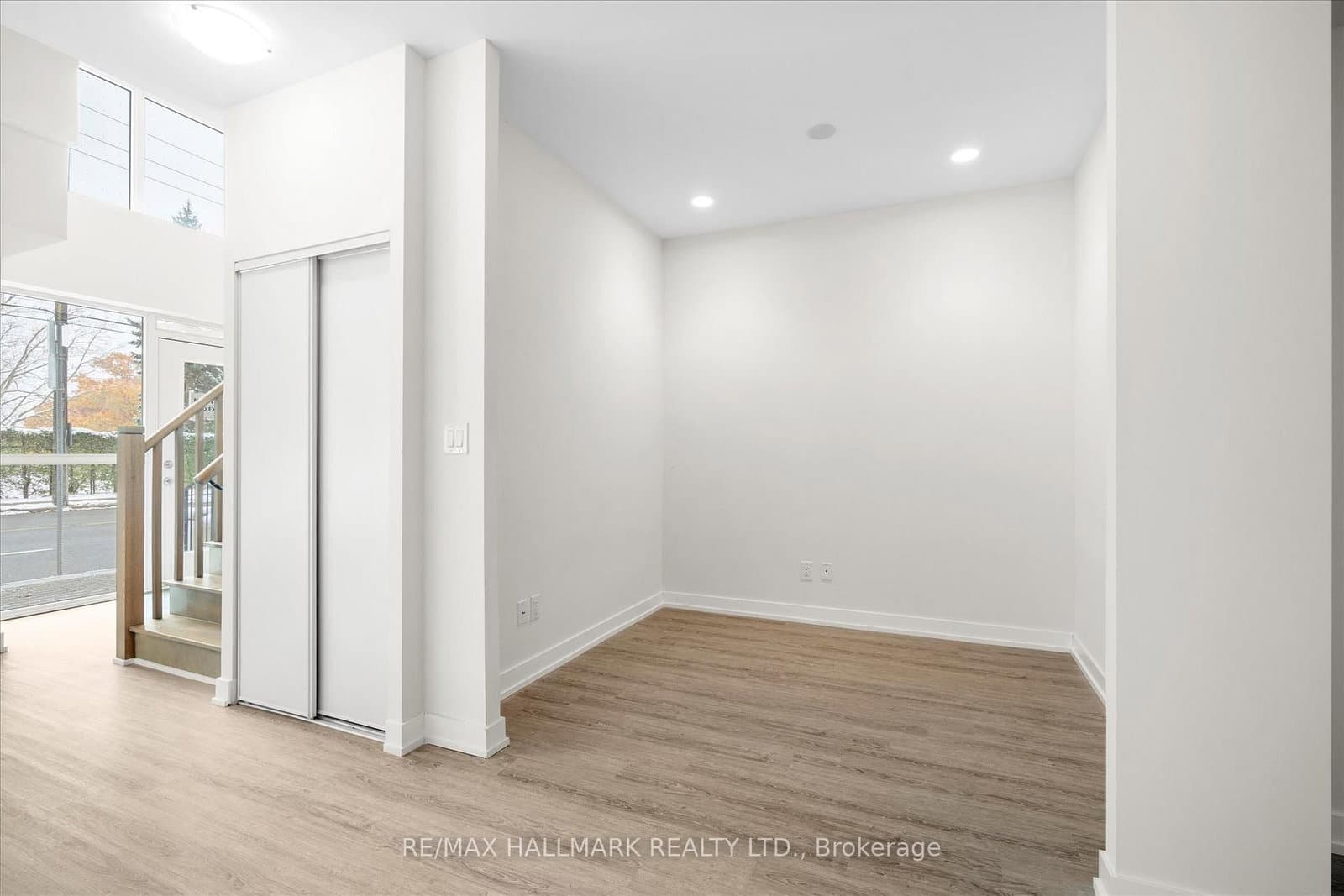 1350 Kingston Road, Unit TH9 thumbnail 24