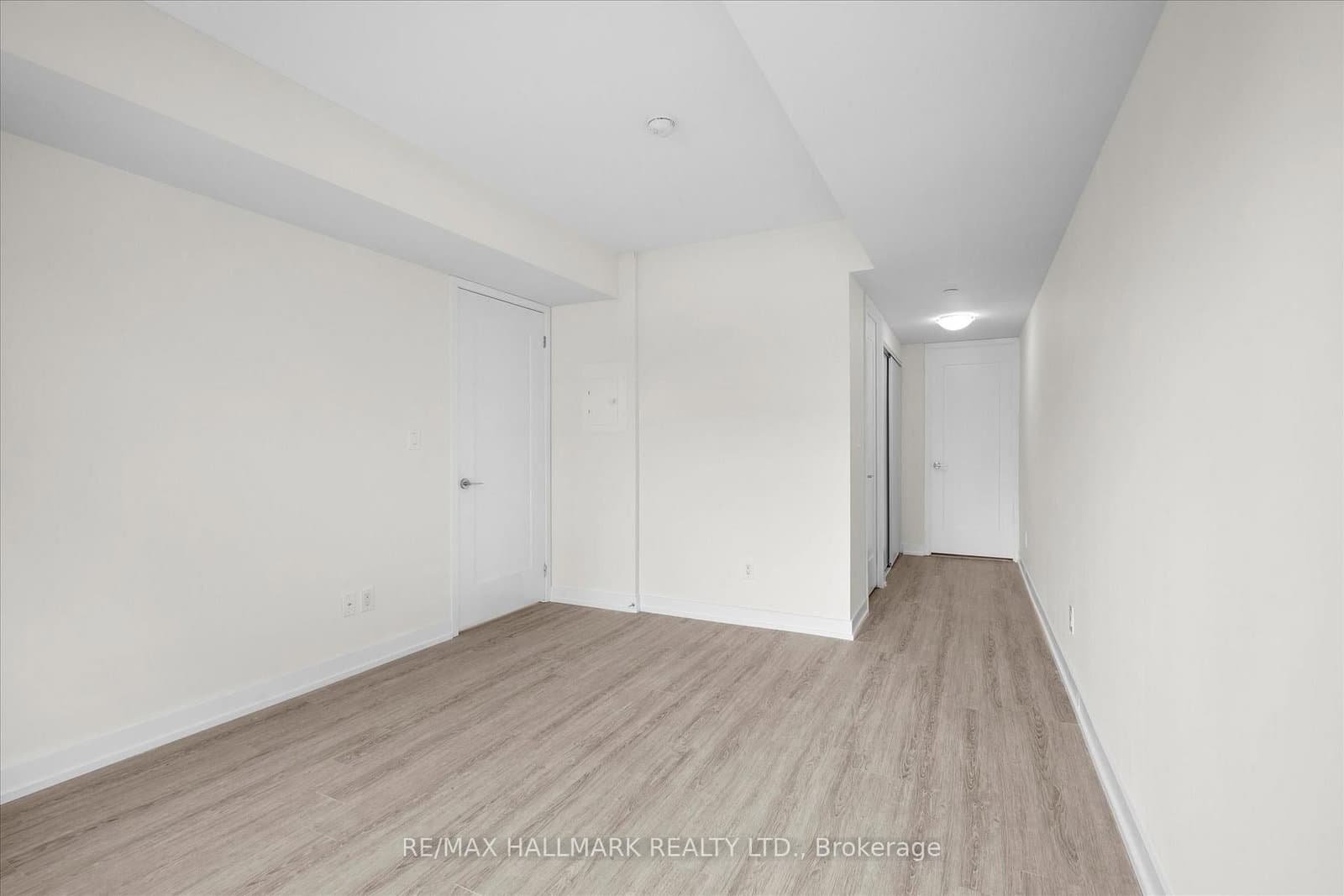 1350 Kingston Road, Unit TH9 thumbnail 36