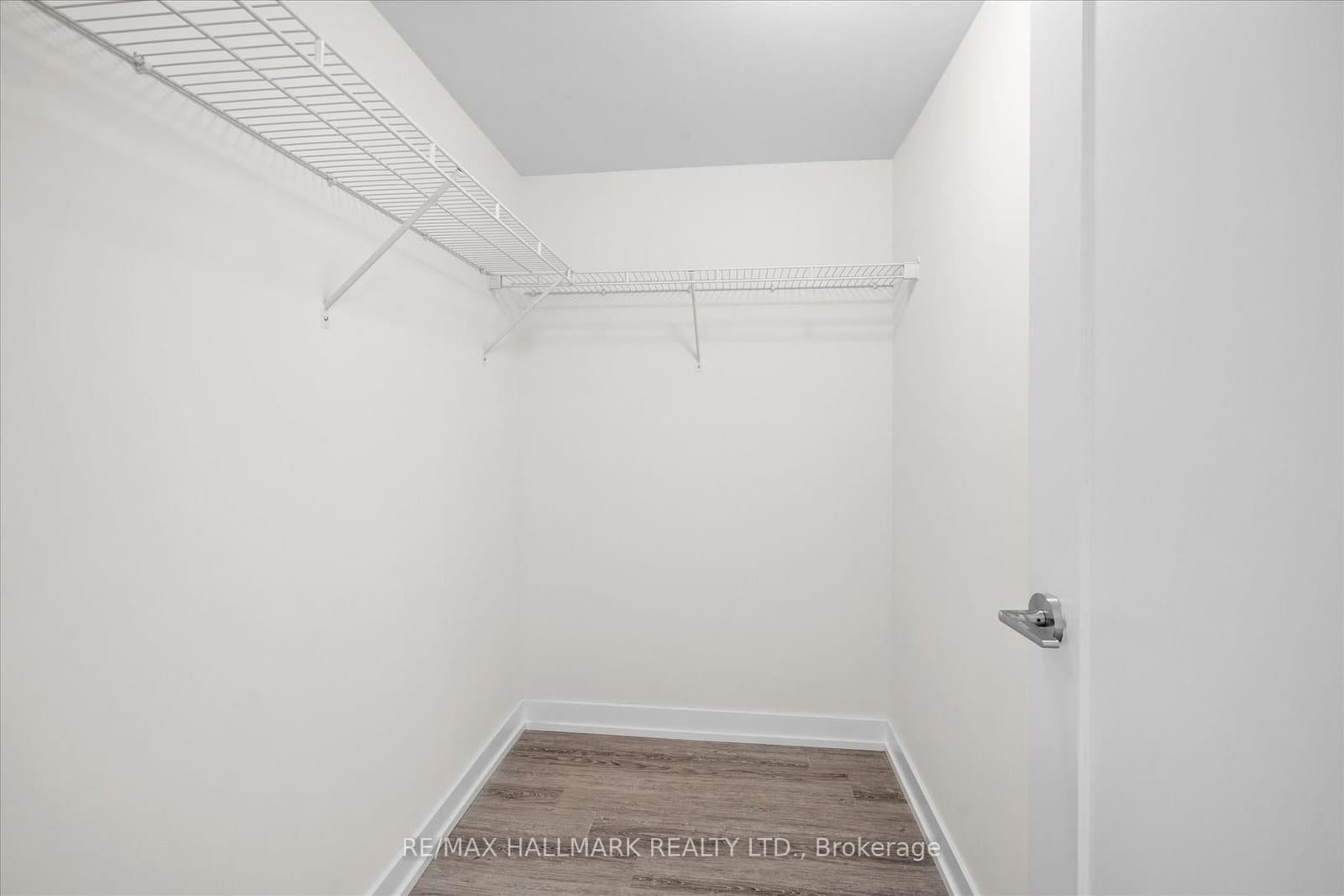 1350 Kingston Road, Unit TH9 thumbnail 38
