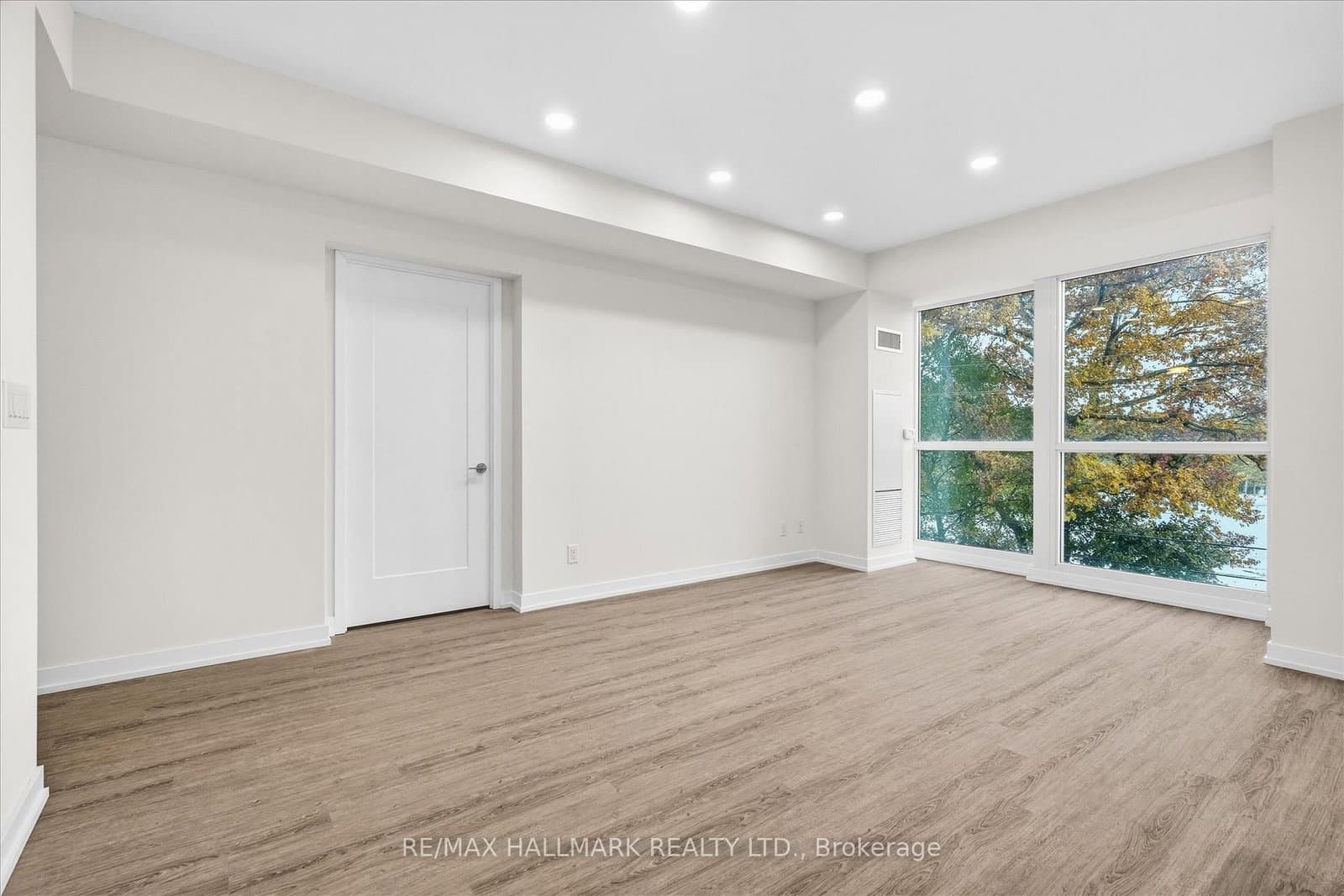 1350 Kingston Road, Unit 310 thumbnail 11