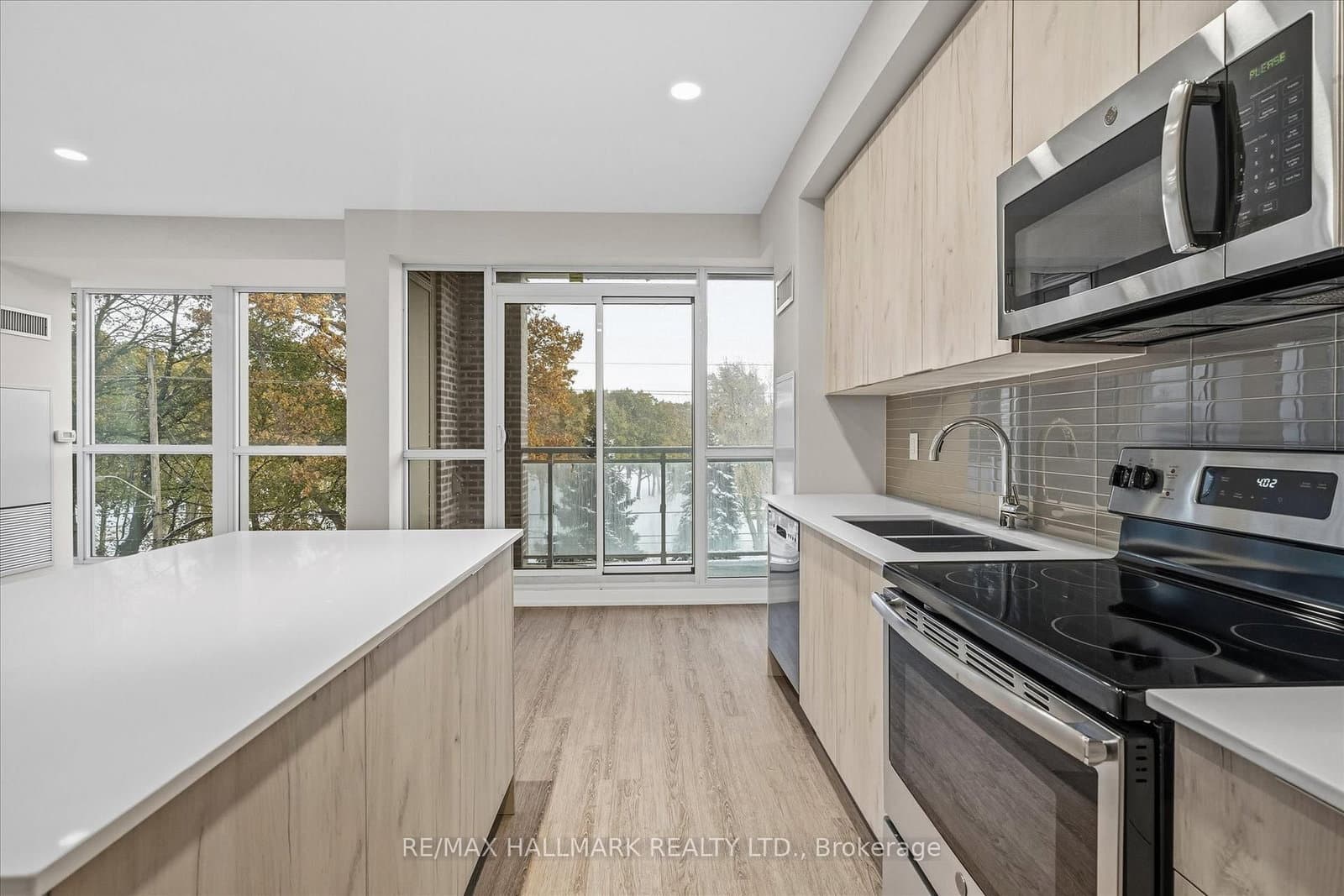 1350 Kingston Road, Unit 310 thumbnail 18