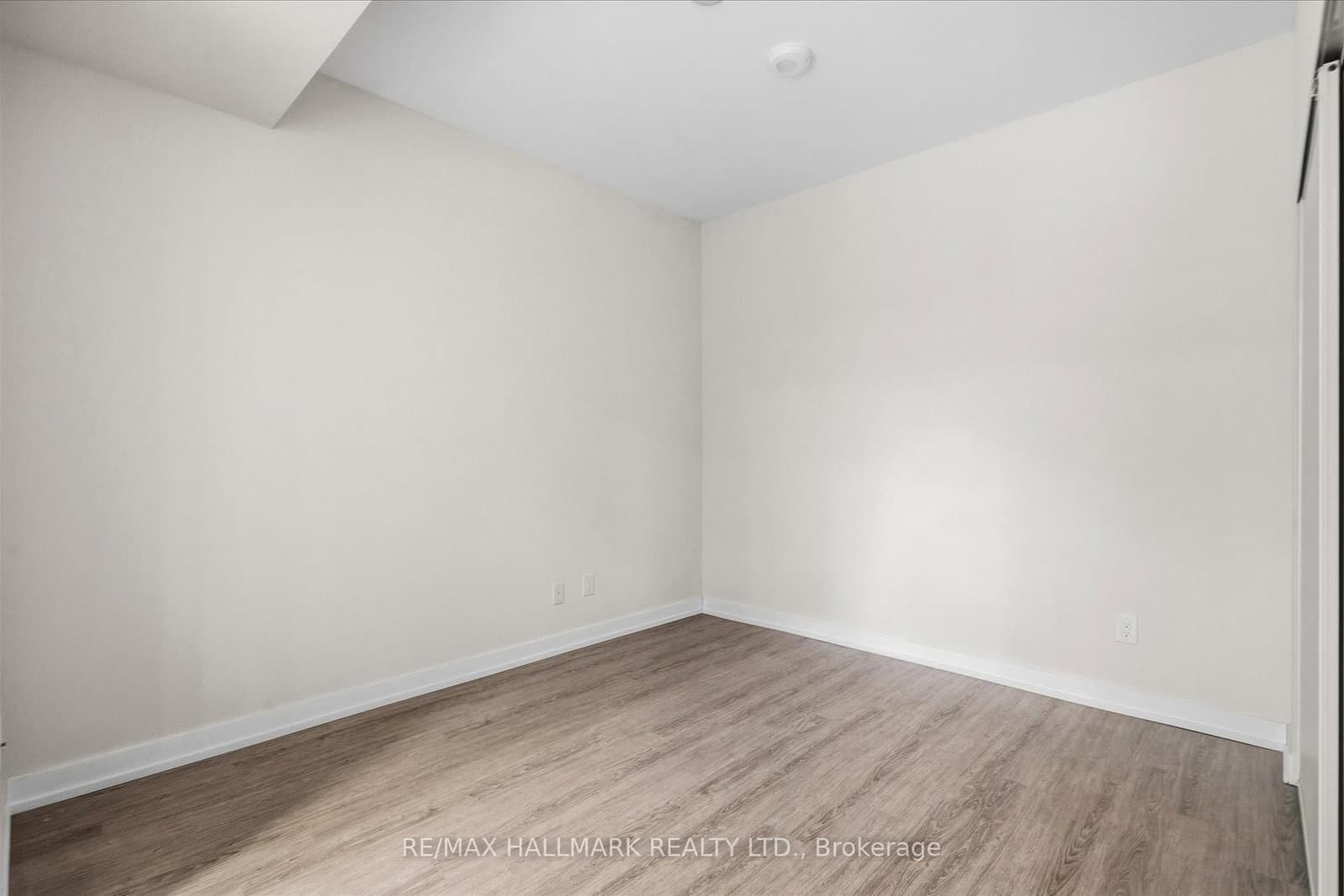 1350 Kingston Road, Unit 310 thumbnail 23