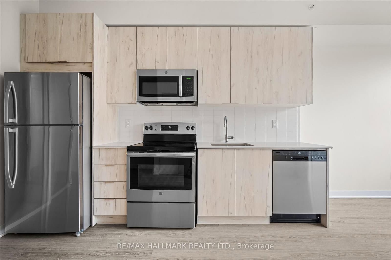 1350 Kingston Road, Unit 215 thumbnail 14