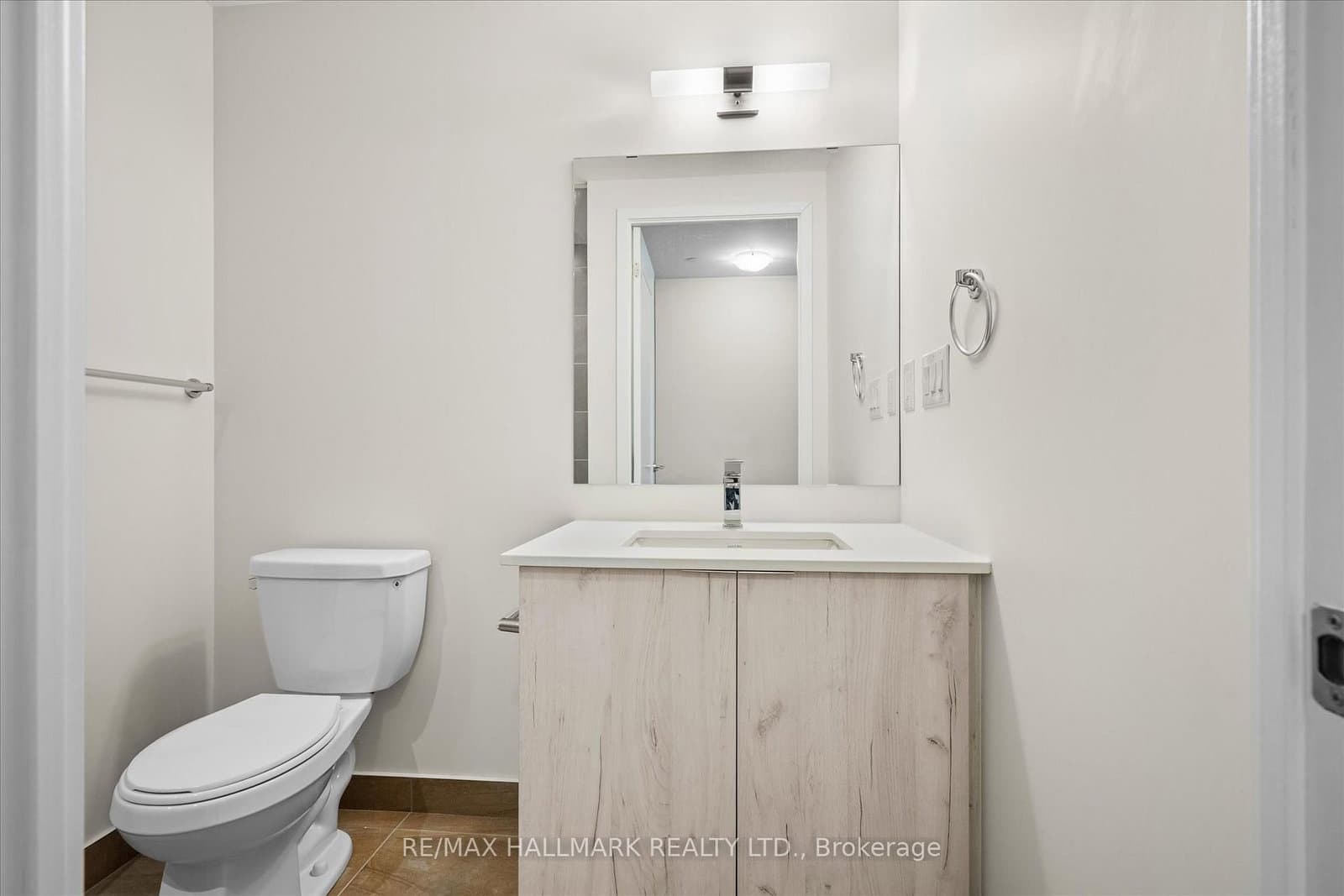 1350 Kingston Road, Unit 215 thumbnail 22