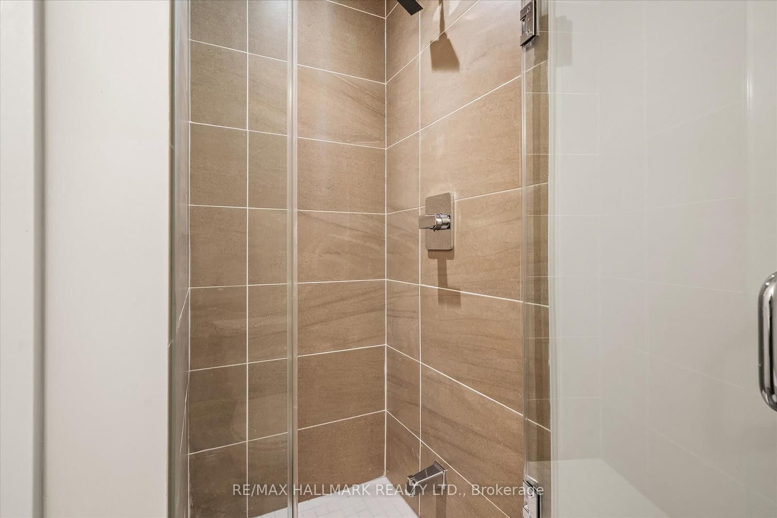 1350 Kingston Road, Unit 215 thumbnail 23