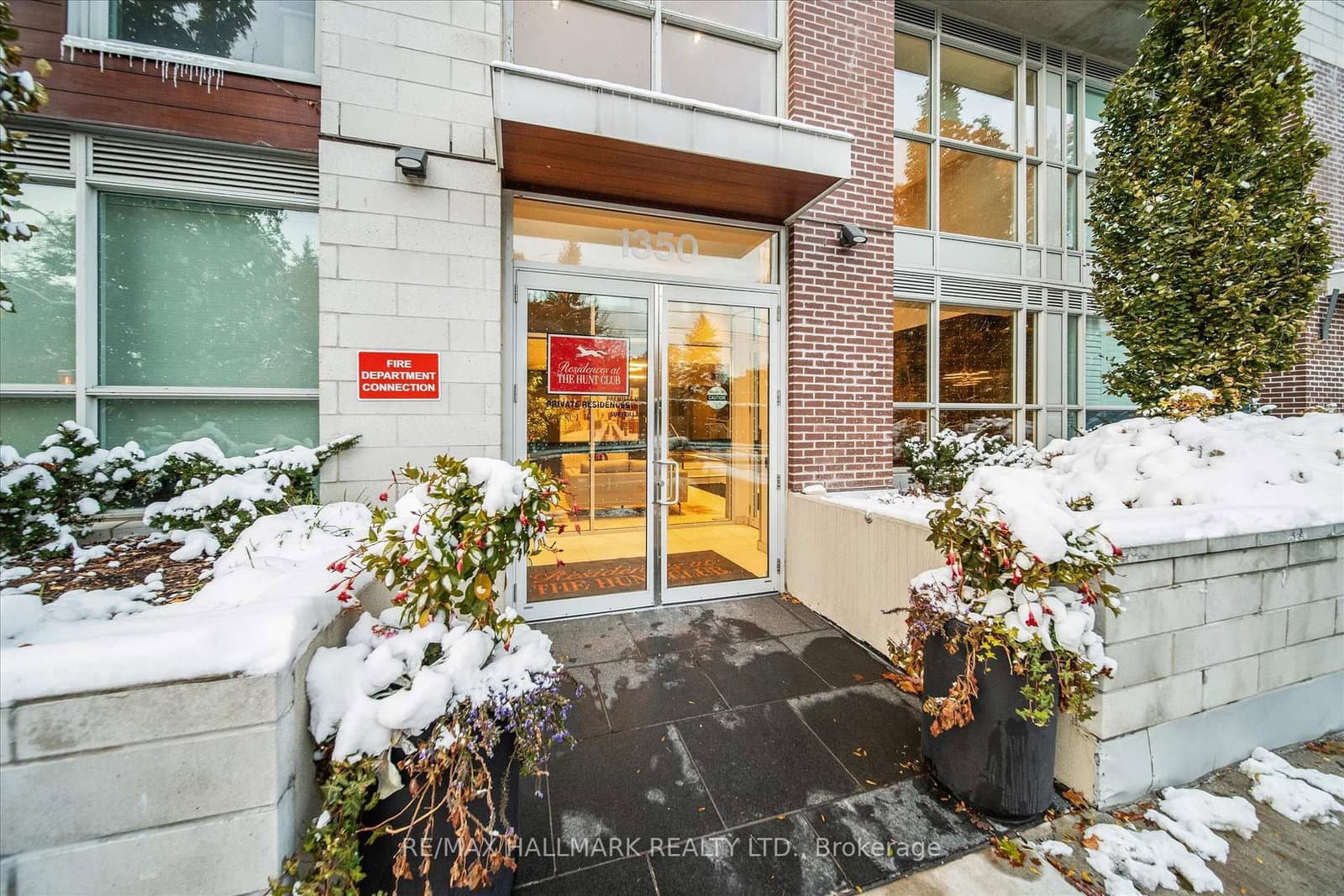 1350 Kingston Road, Unit 215 thumbnail 4