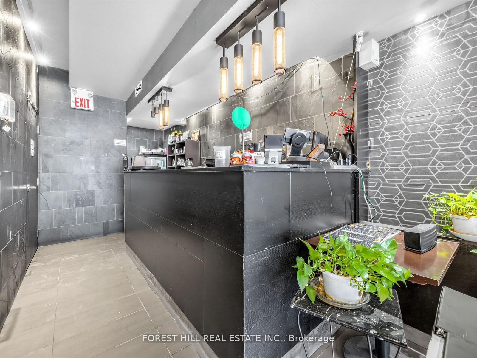 348 Broadview Avenue thumbnail 14