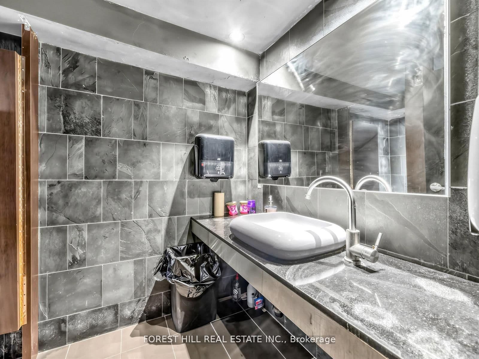 348 Broadview Avenue thumbnail 29