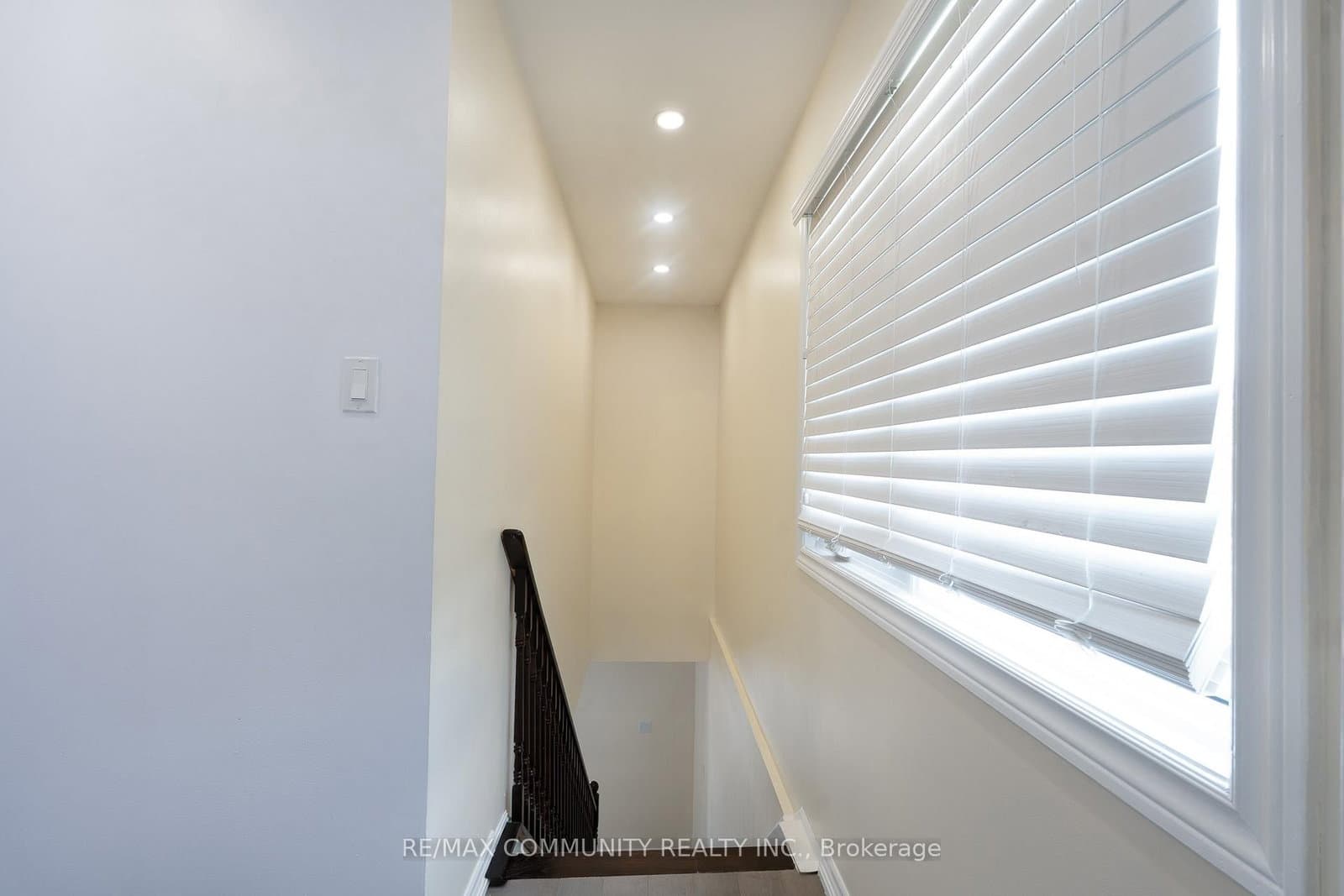 33 Windsor Avenue thumbnail 18