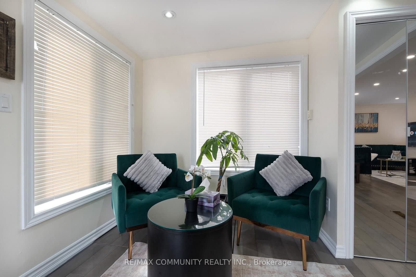 33 Windsor Avenue thumbnail 21