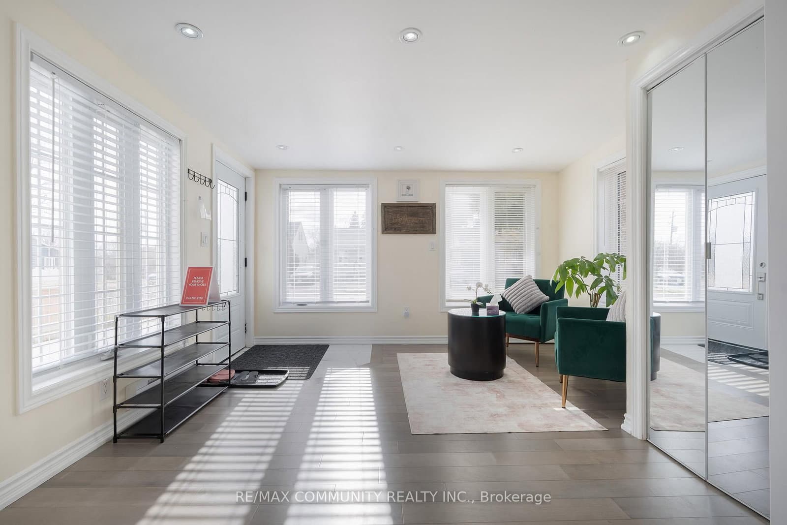 33 Windsor Avenue thumbnail 27