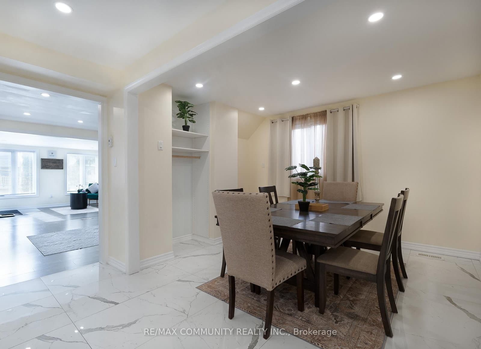 33 Windsor Avenue thumbnail 29