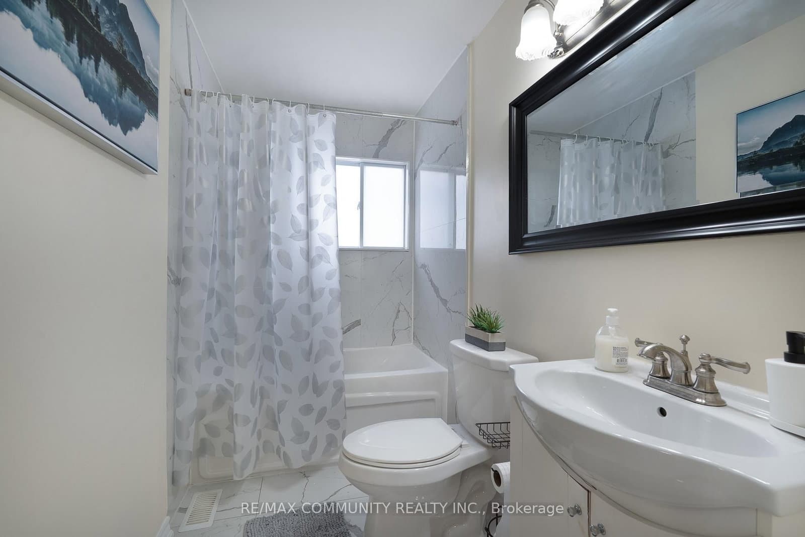 33 Windsor Avenue thumbnail 31