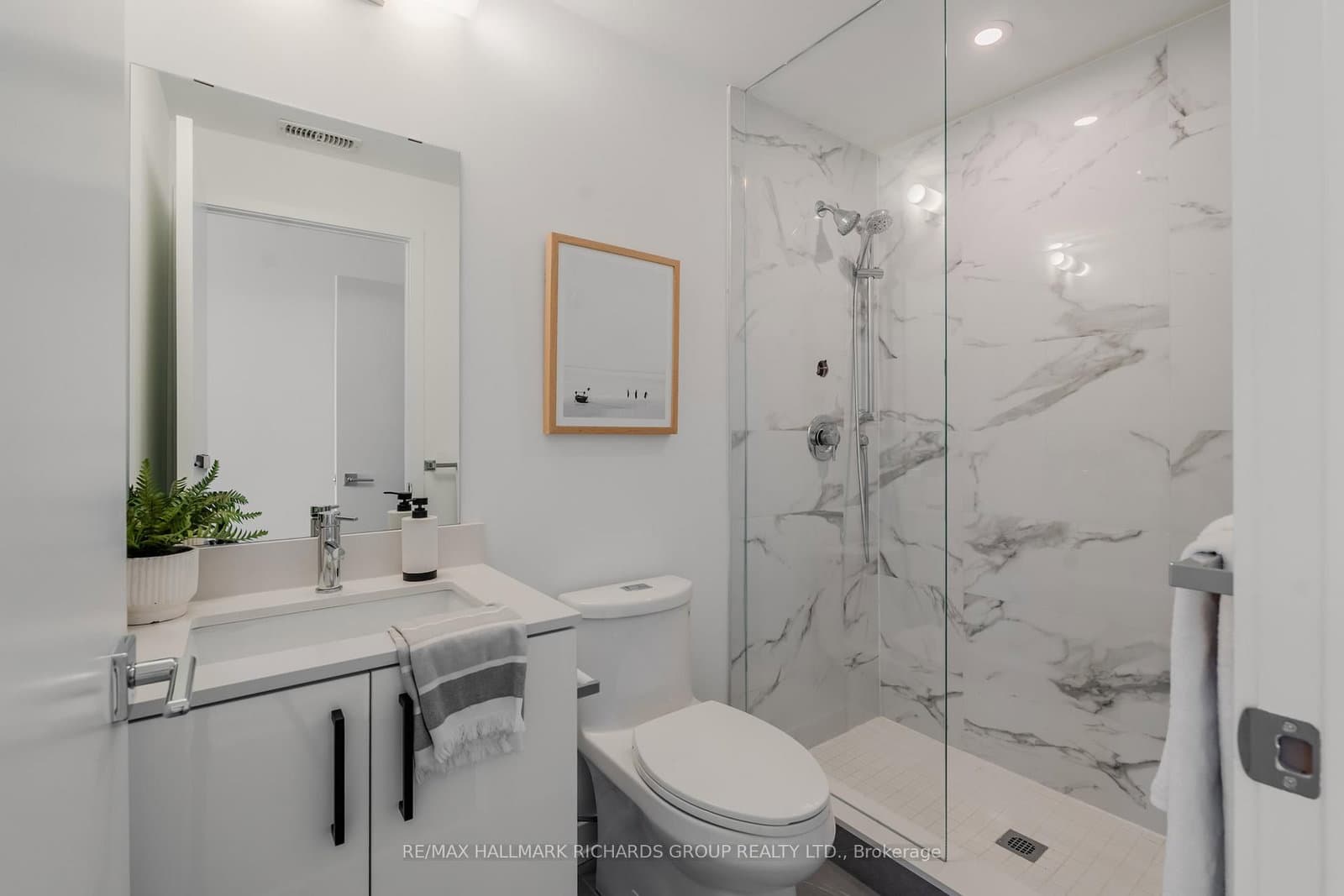 35 Birchcliff Avenue, Unit 35 thumbnail 10