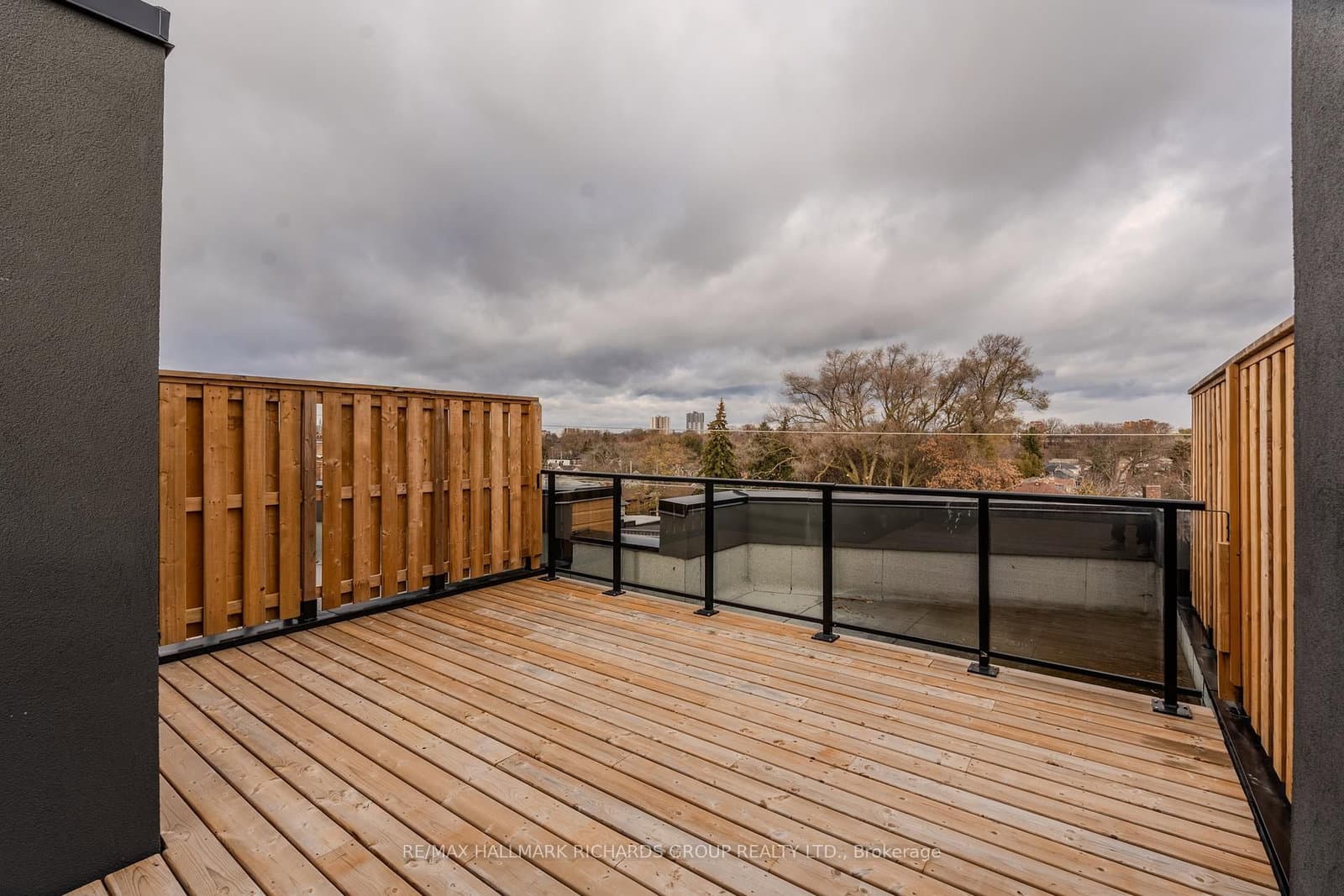 35 Birchcliff Avenue, Unit 35 thumbnail 12