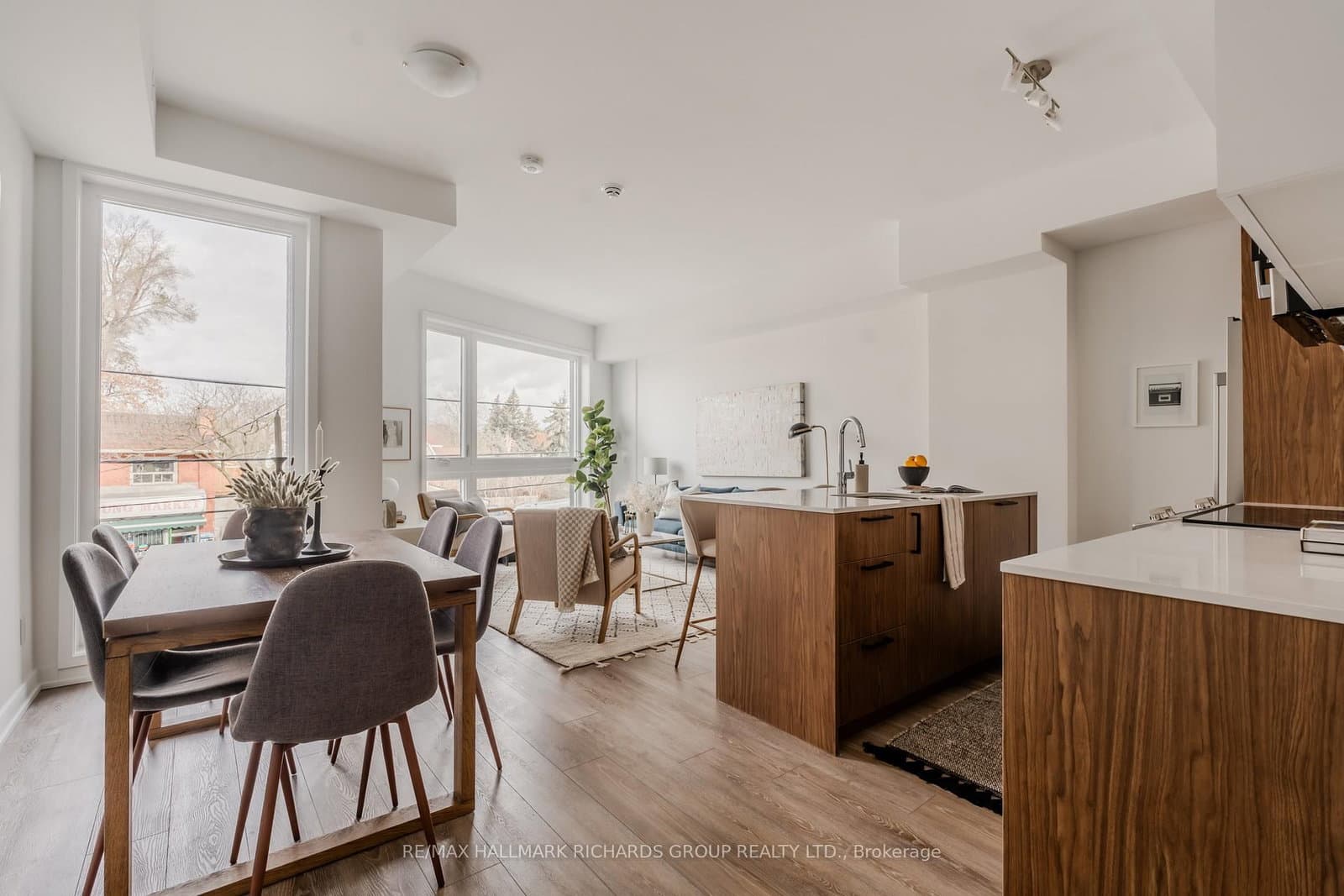 35 Birchcliff Avenue, Unit 35 thumbnail 3