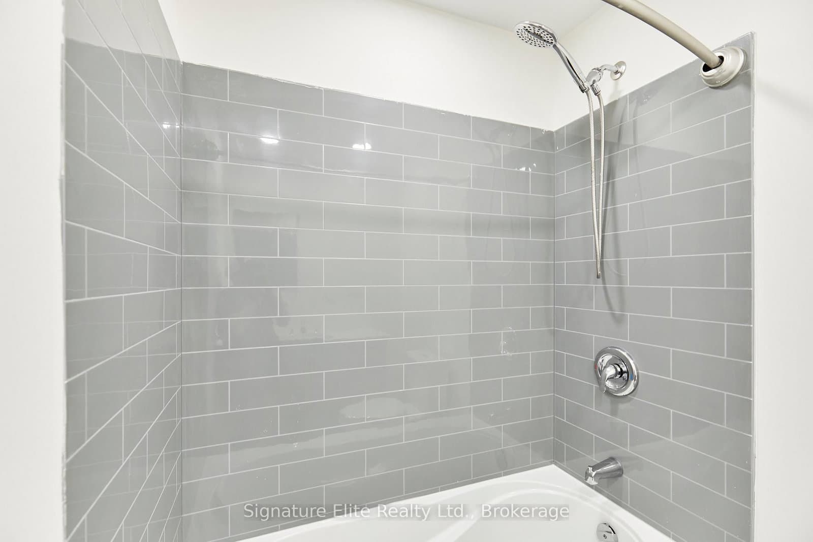50 Scarborough Golf Club Road, Unit 124 thumbnail 26