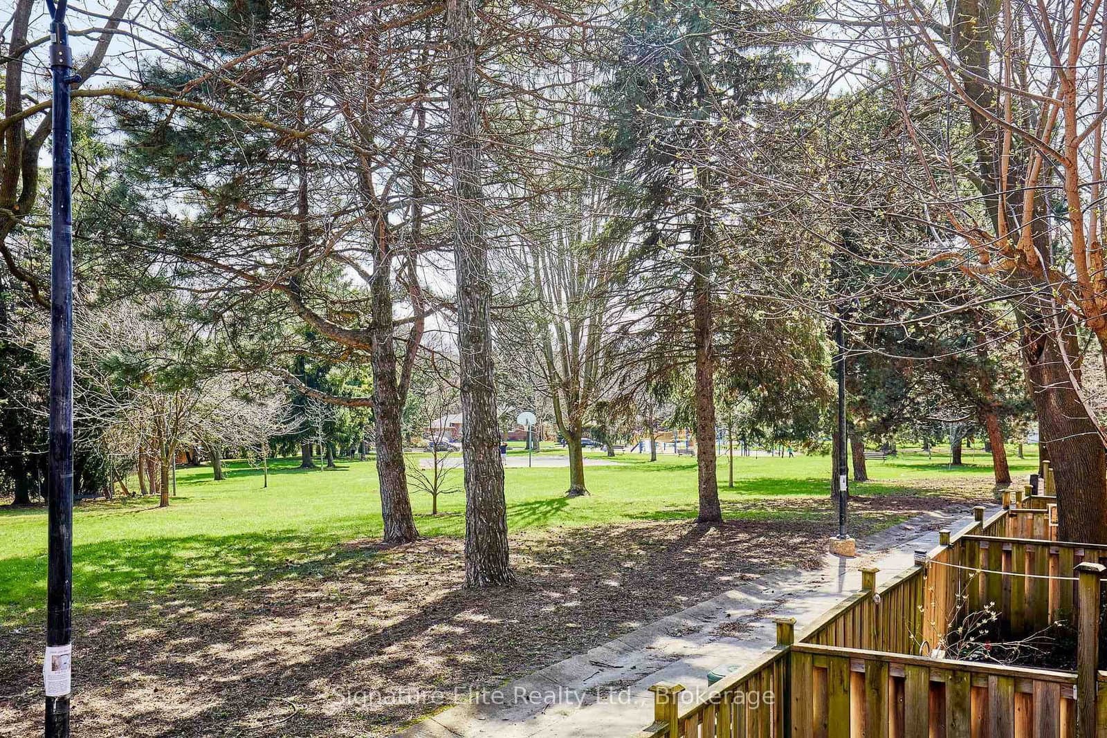 50 Scarborough Golf Club Road, Unit 124 thumbnail 31