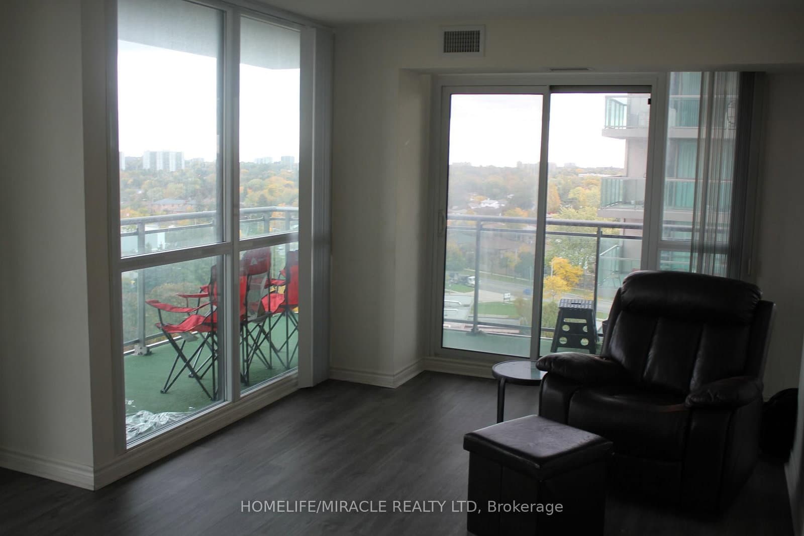 88 Grangeway Avenue, Unit 1608 thumbnail 7
