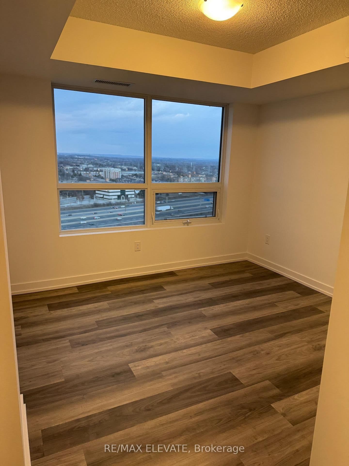 1435 Celebration Drive, Unit 1910 thumbnail 8