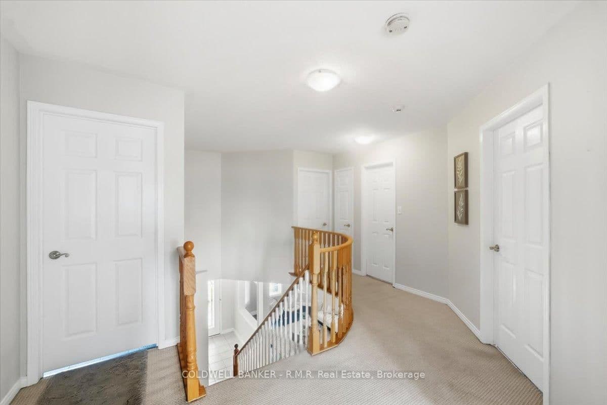 45 Angier Crescent thumbnail 24
