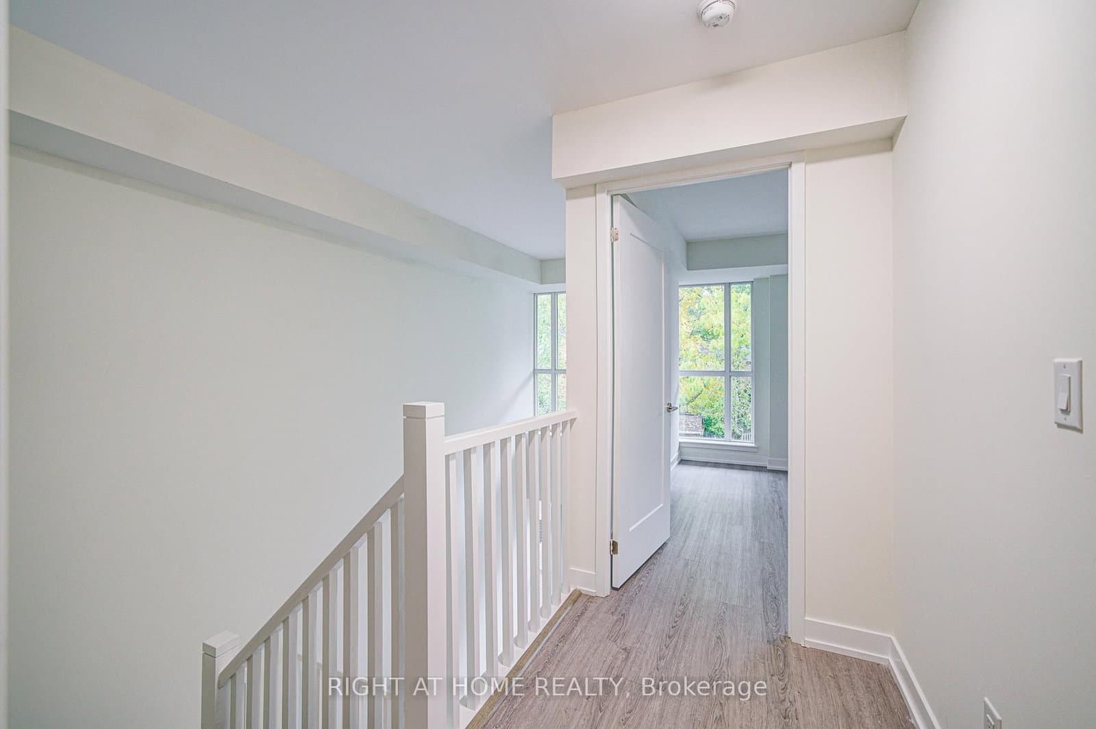 1350 Kingston Road, Unit Th03 thumbnail 29